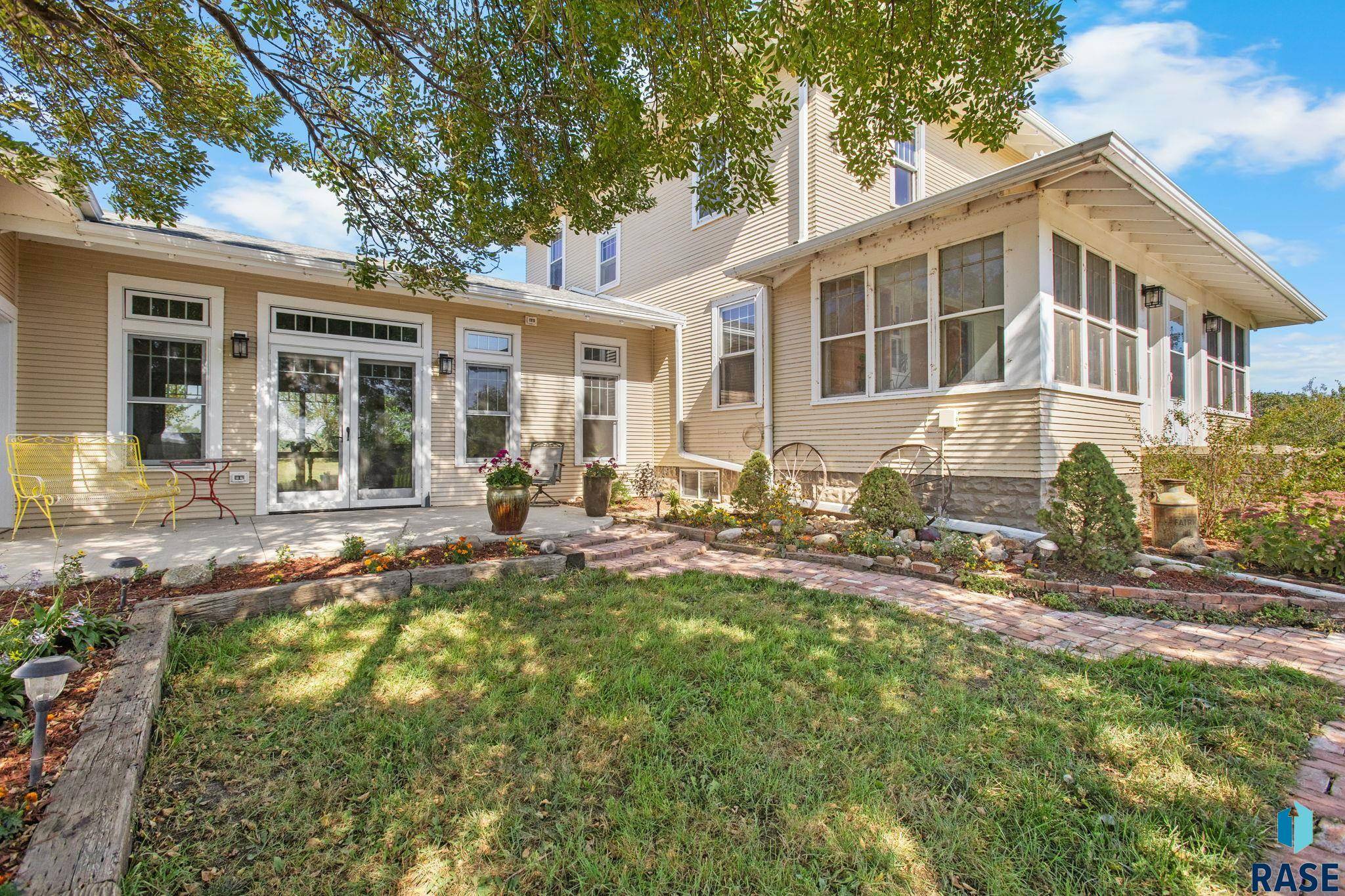 Parker, SD 57053,27551 452nd Ave