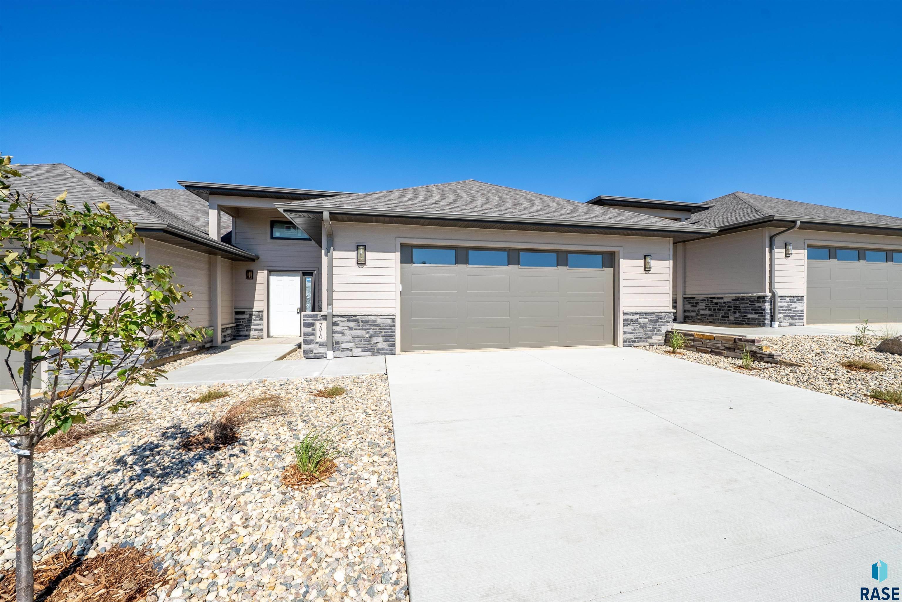 Sioux Falls, SD 57110,7810 E Bull Pine Trl