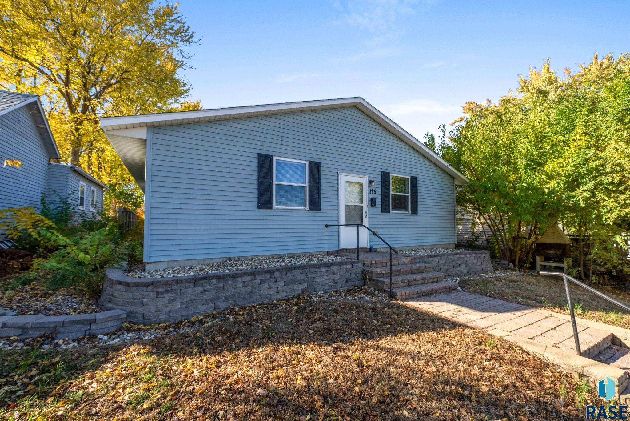 Sioux Falls, SD 57104,1125 N Spring Ave