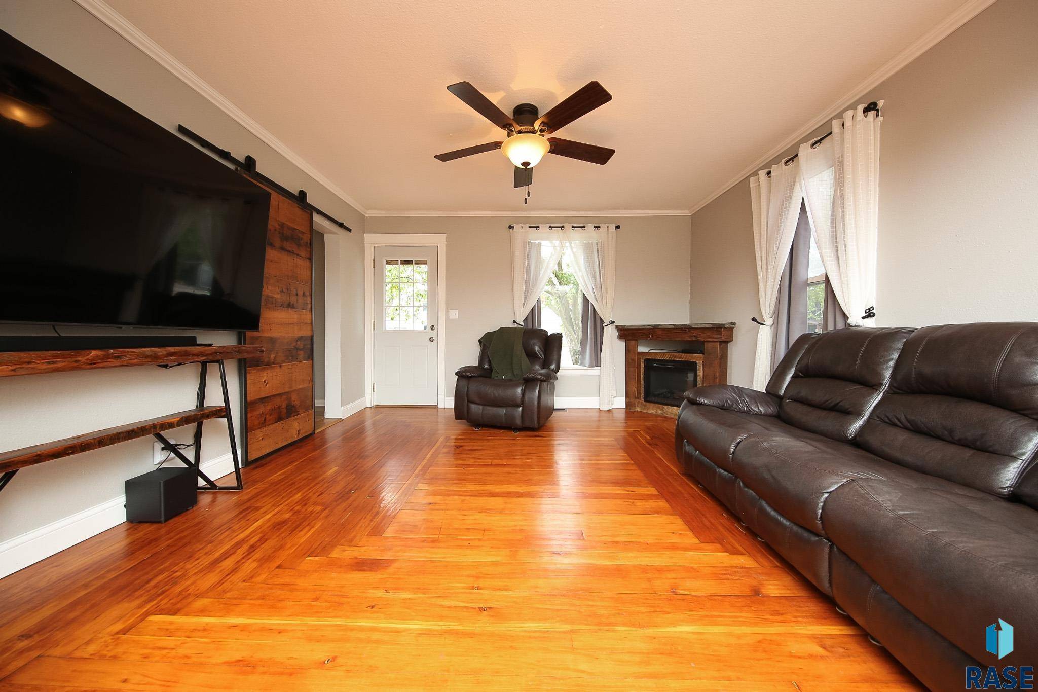 Canton, SD 57013,208 S Blair St