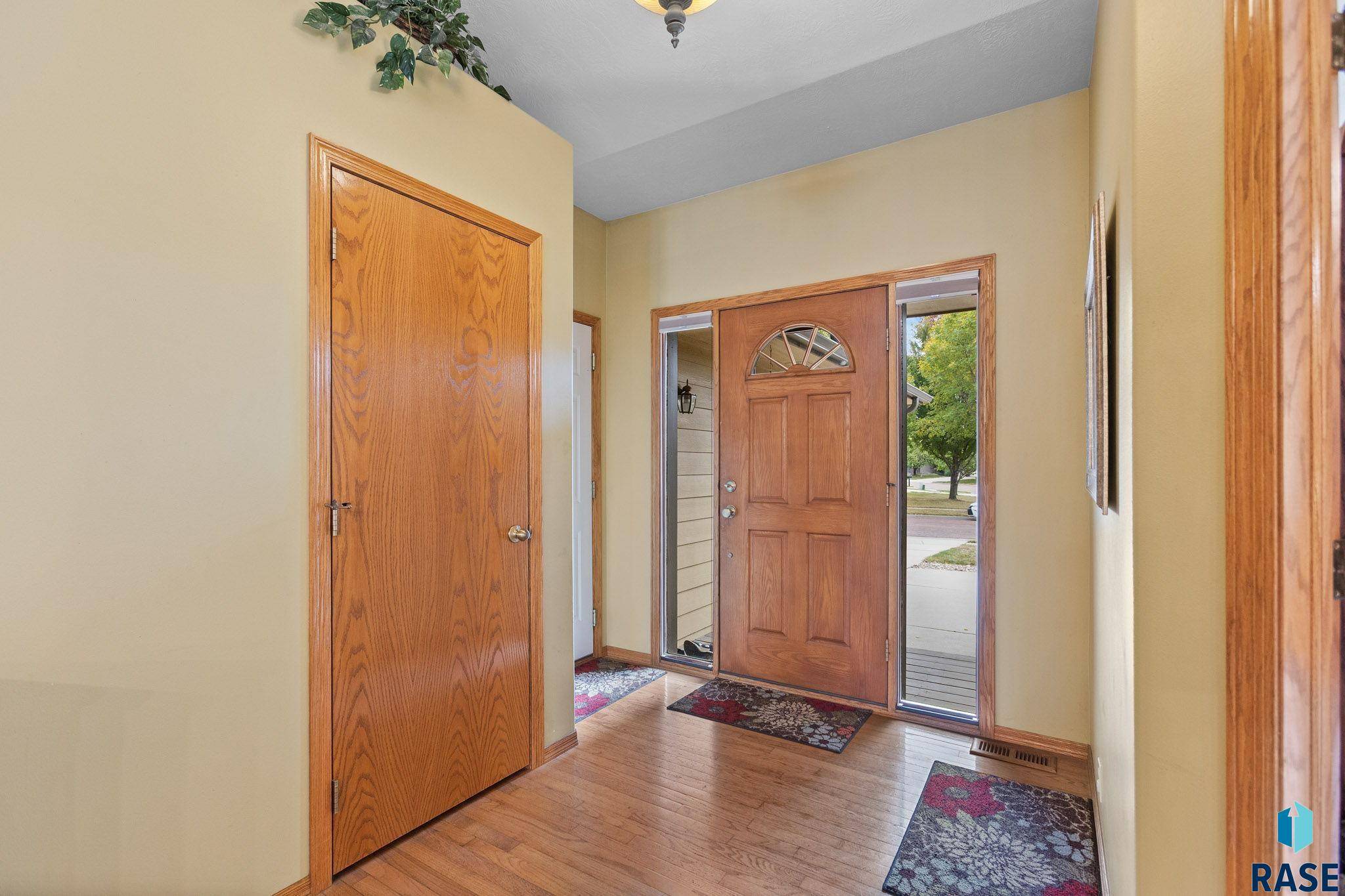 Sioux Falls, SD 57110,3429 S Moonflower Ave