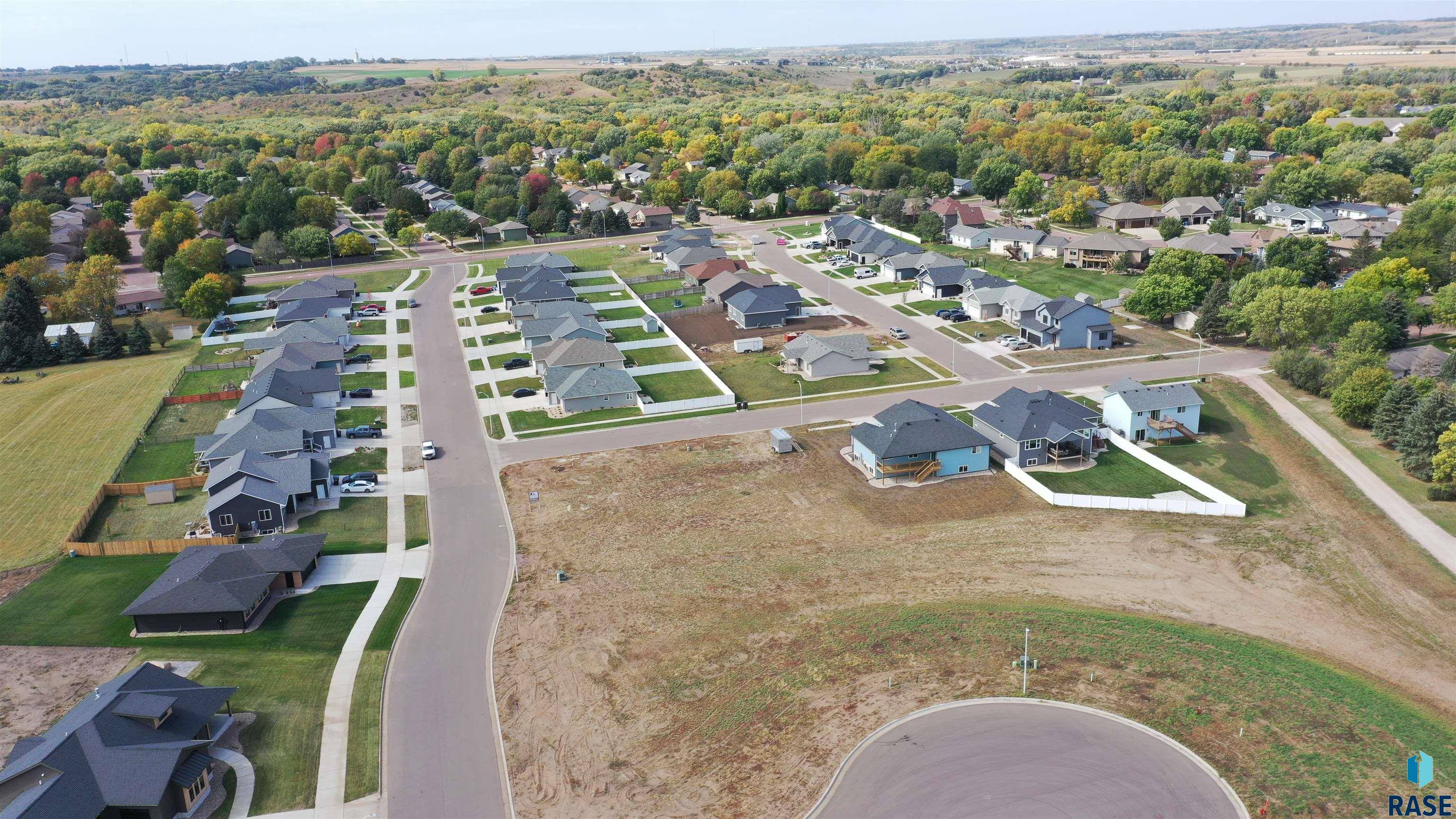 Brandon, SD 57005,1109 S Oakland Cir