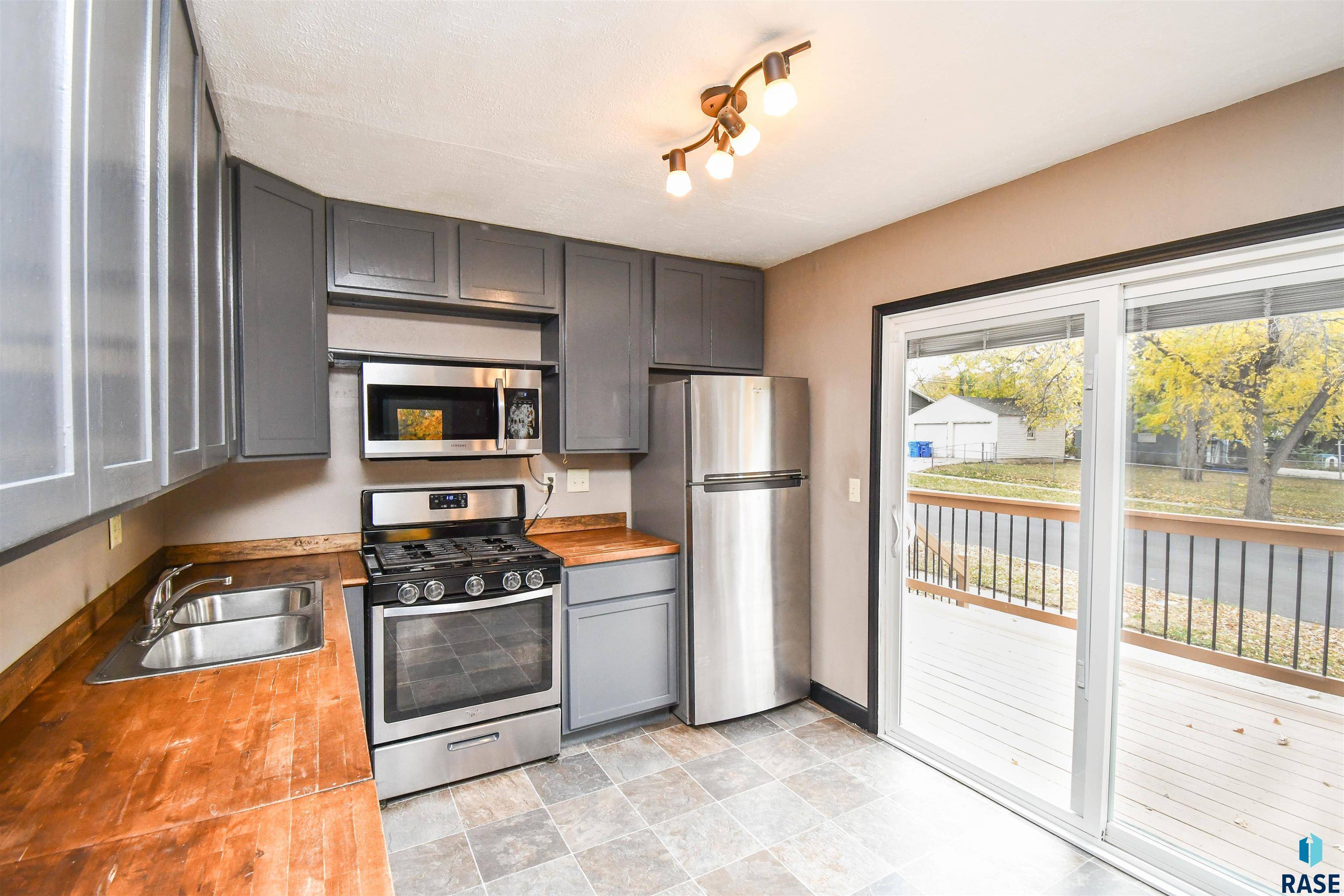 Sioux Falls, SD 57104,620 S West Ave