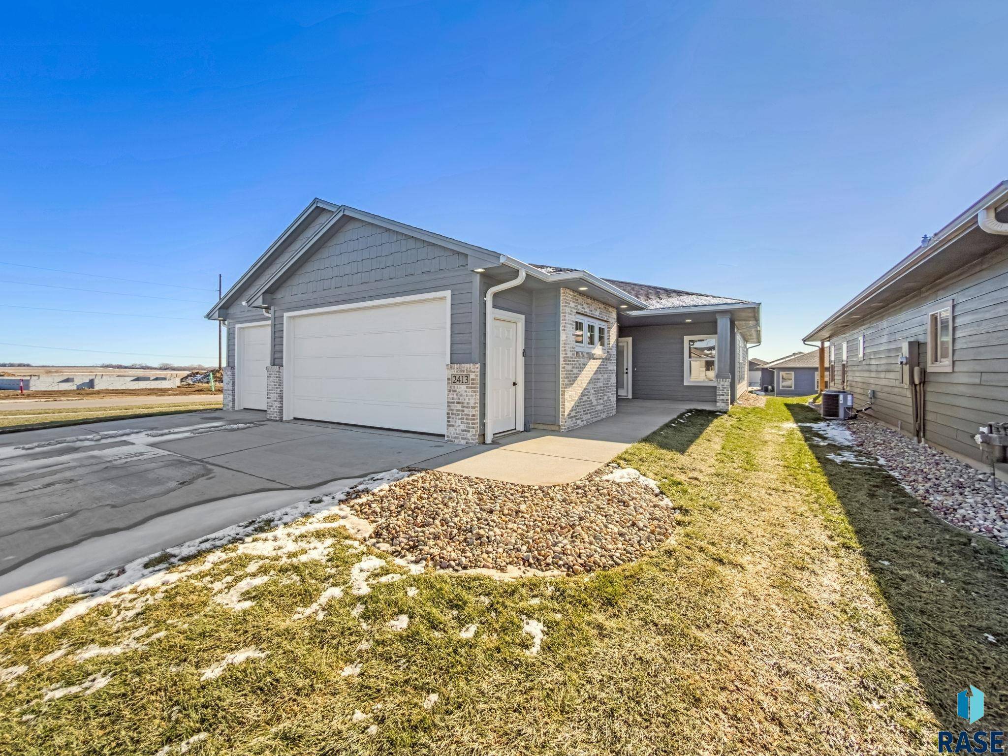 Brandon, SD 57005,2413 E Tinley St