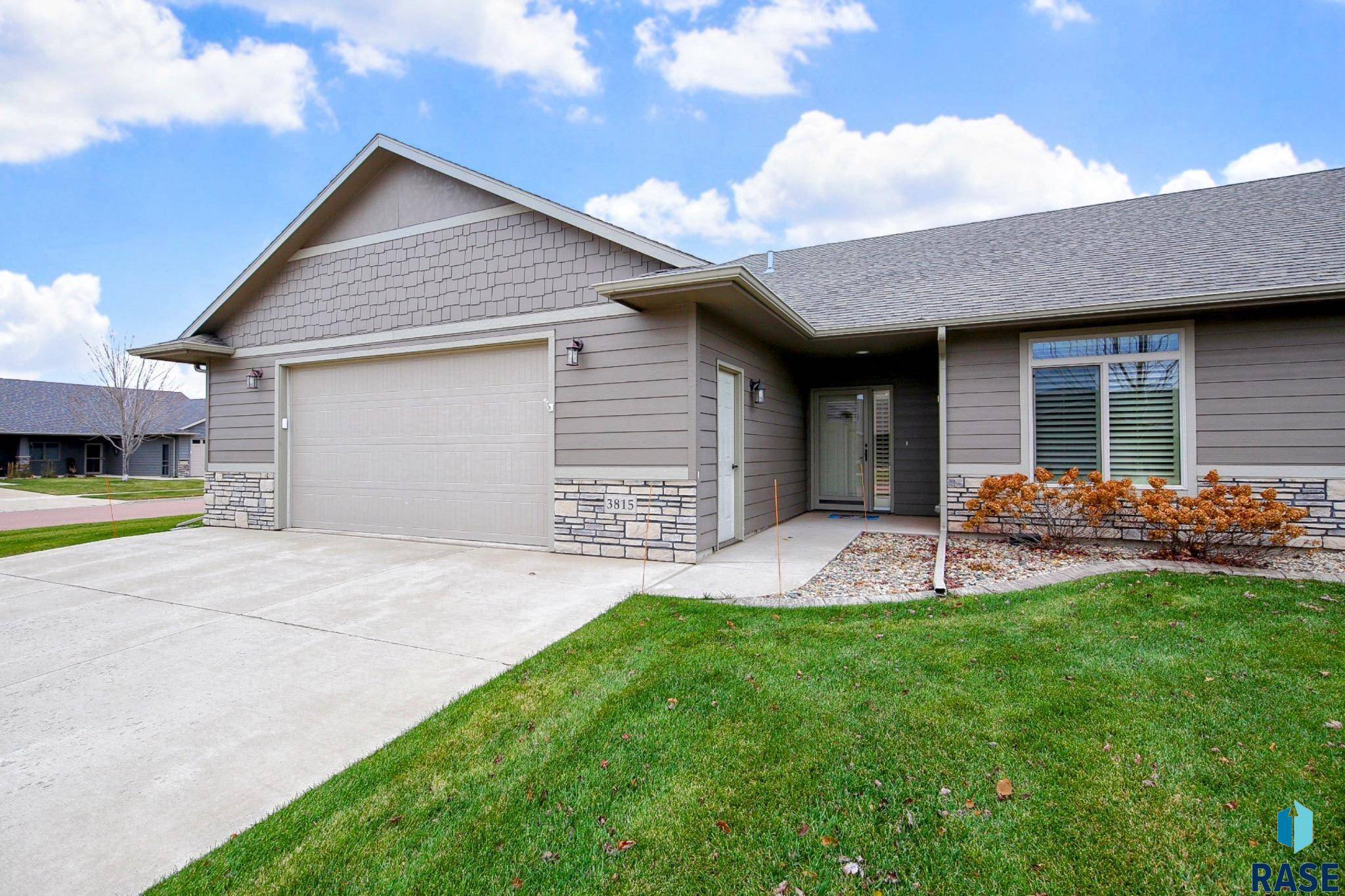 Sioux Falls, SD 57108,3815 E Vendavel St