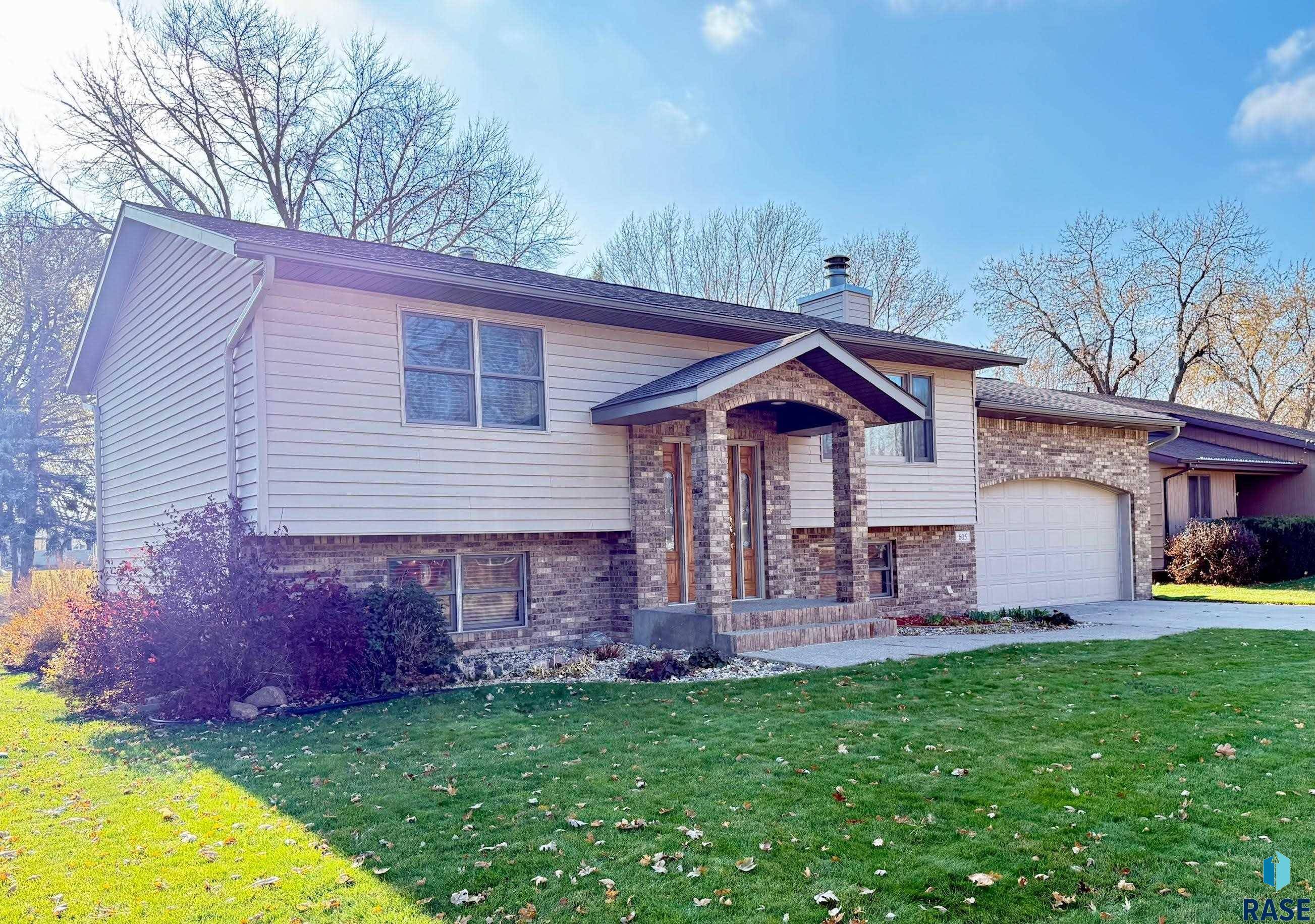 Mitchell, SD 57301,605 E 14th Ave