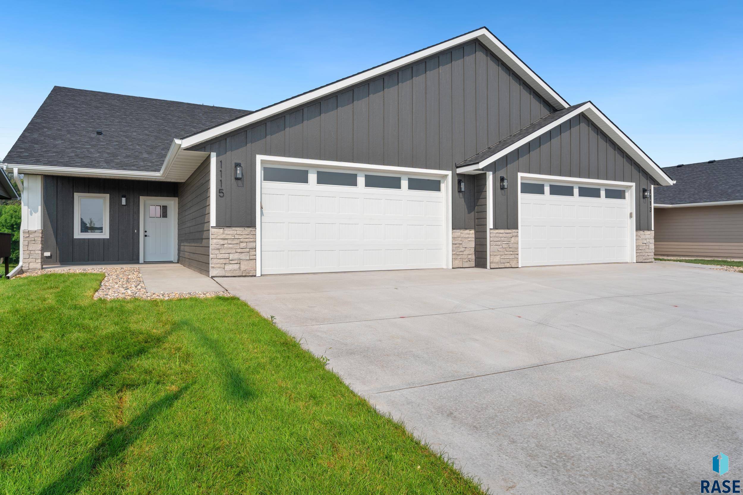 Sioux Falls, SD 57110,1115 S Foss Ave