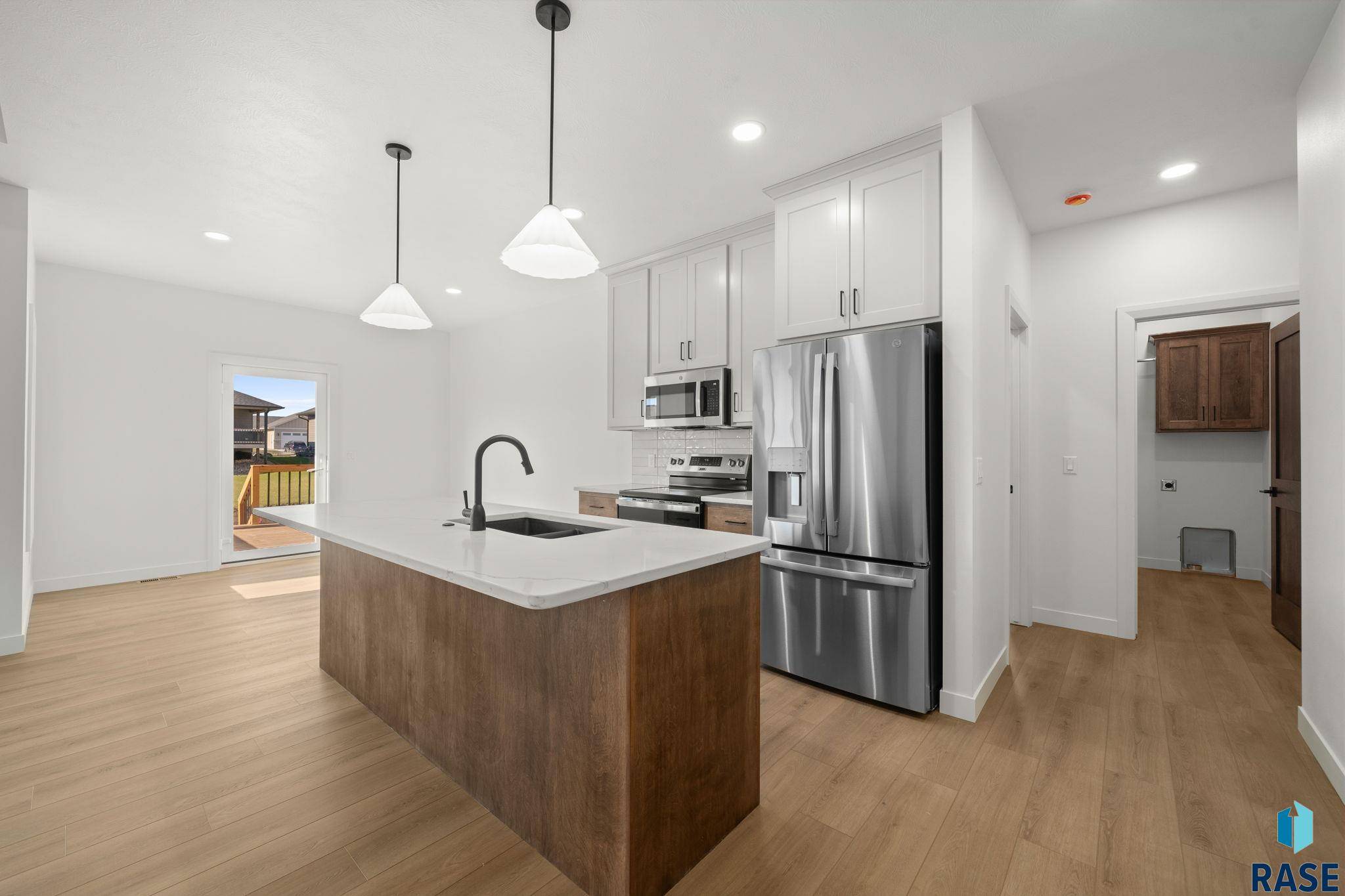 Harrisburg, SD 57032,821 Yuzina Ave