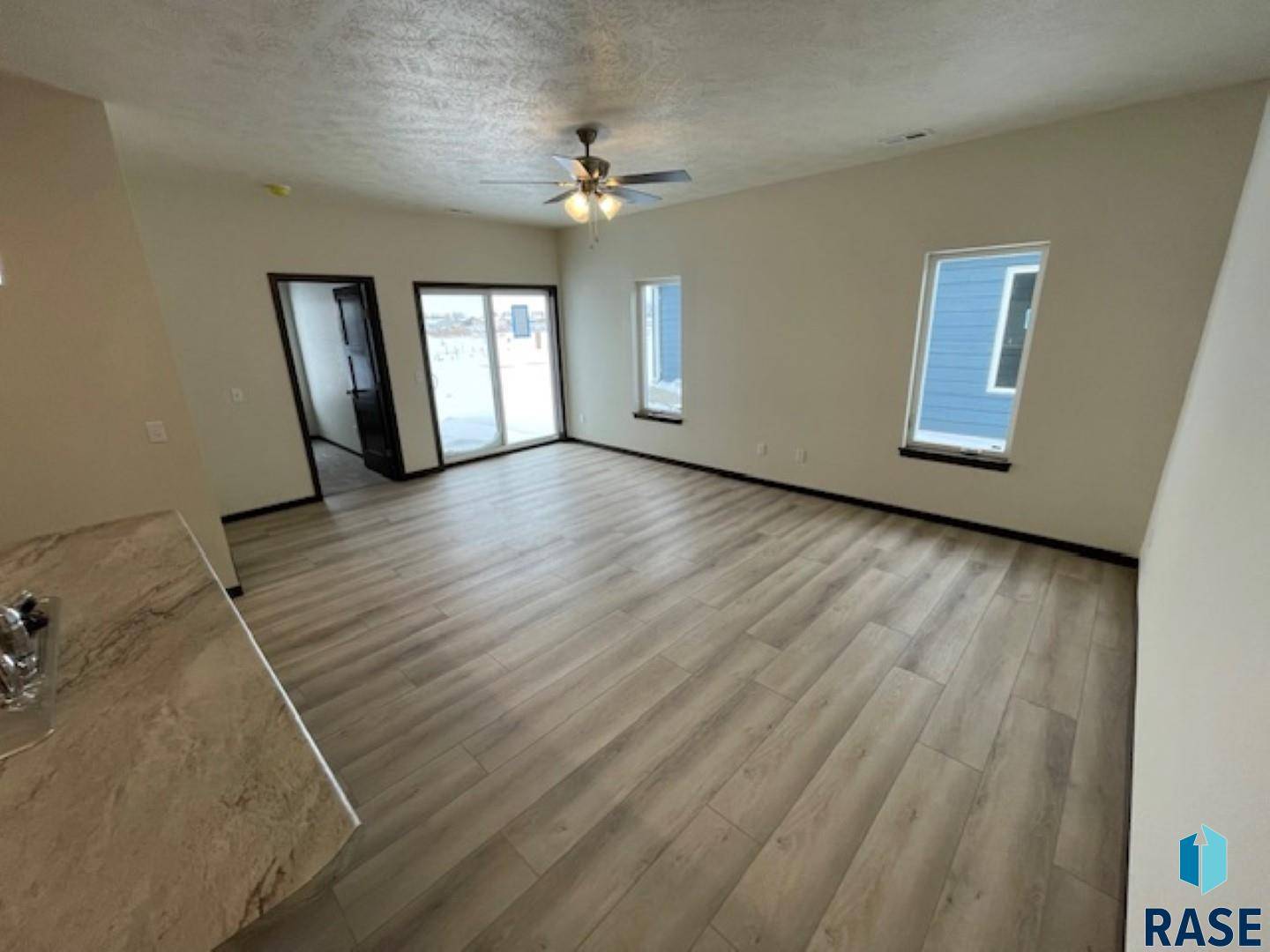 Sioux Falls, SD 57106,3514 S Heather Ave