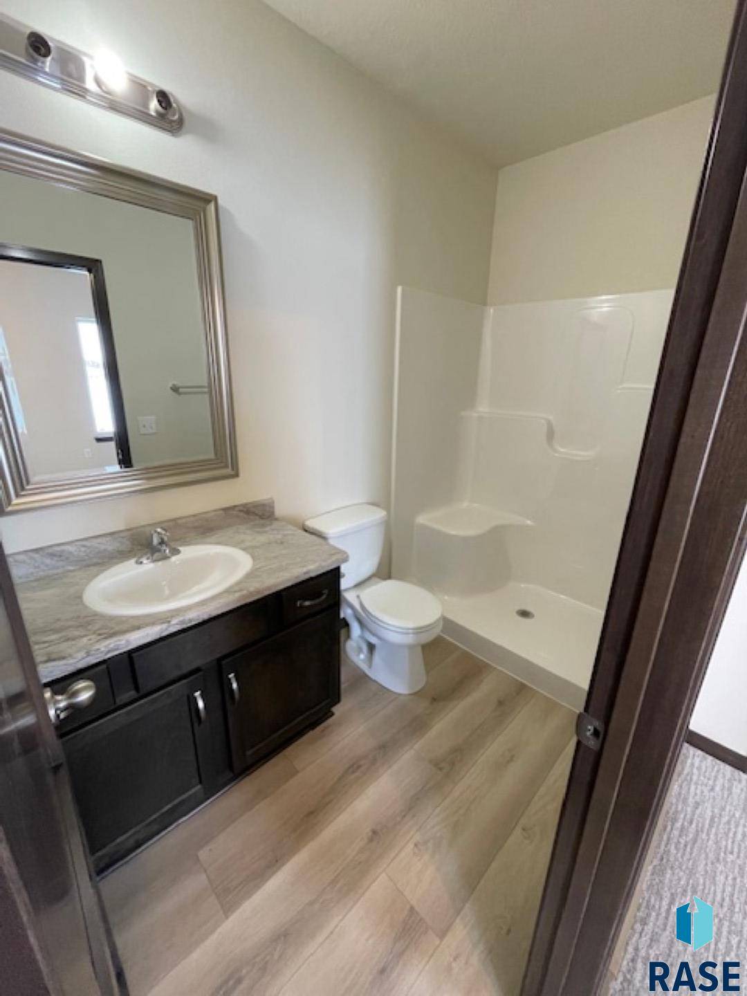 Sioux Falls, SD 57106,3514 S Heather Ave