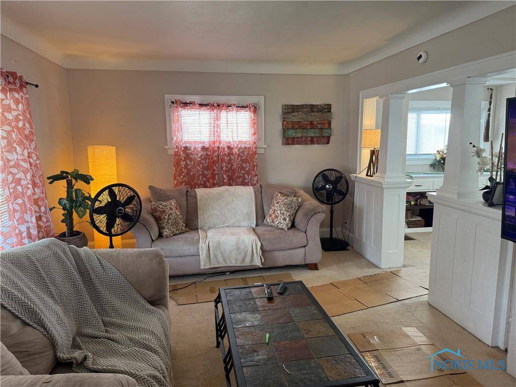 Toledo, OH 43609,321 Mayberry ST