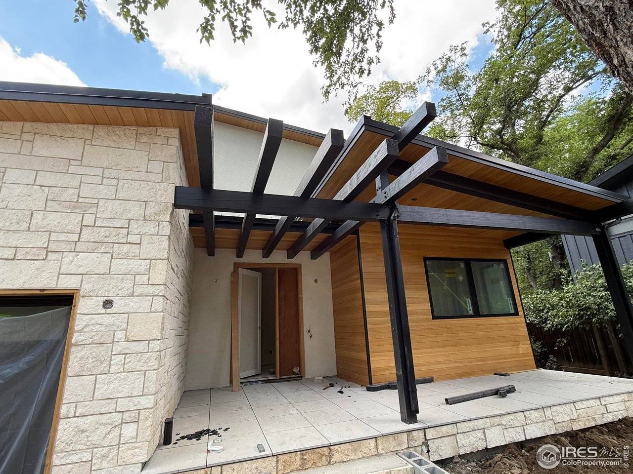 Boulder, CO 80302,2250 Bluebell