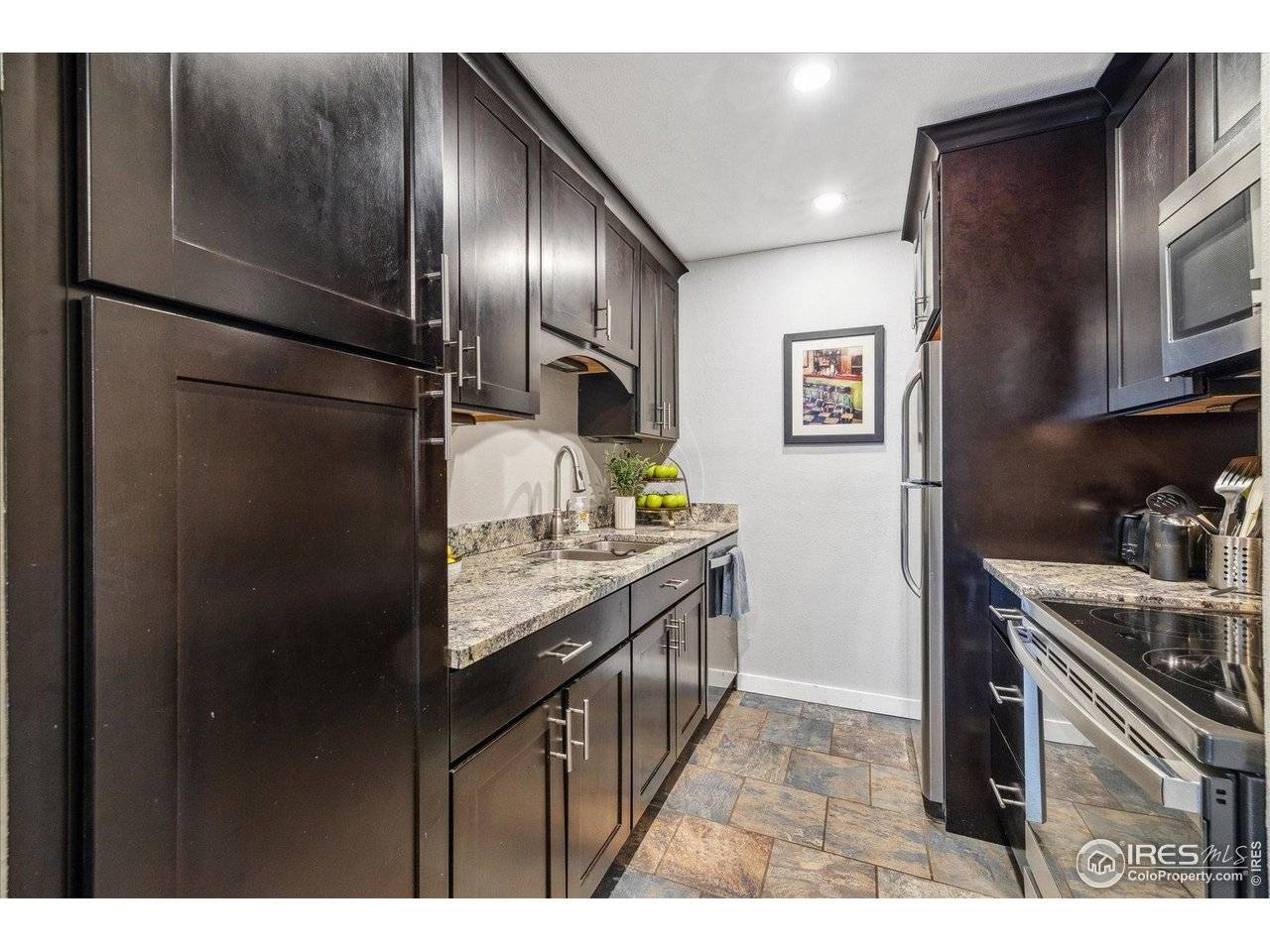 Boulder, CO 80302,2227 Canyon #162B