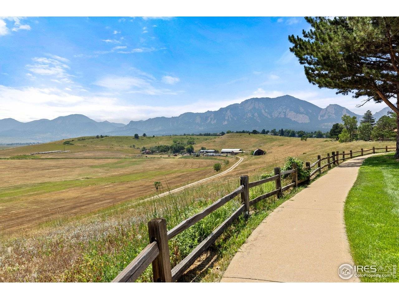 Boulder, CO 80305,1624 Bradley