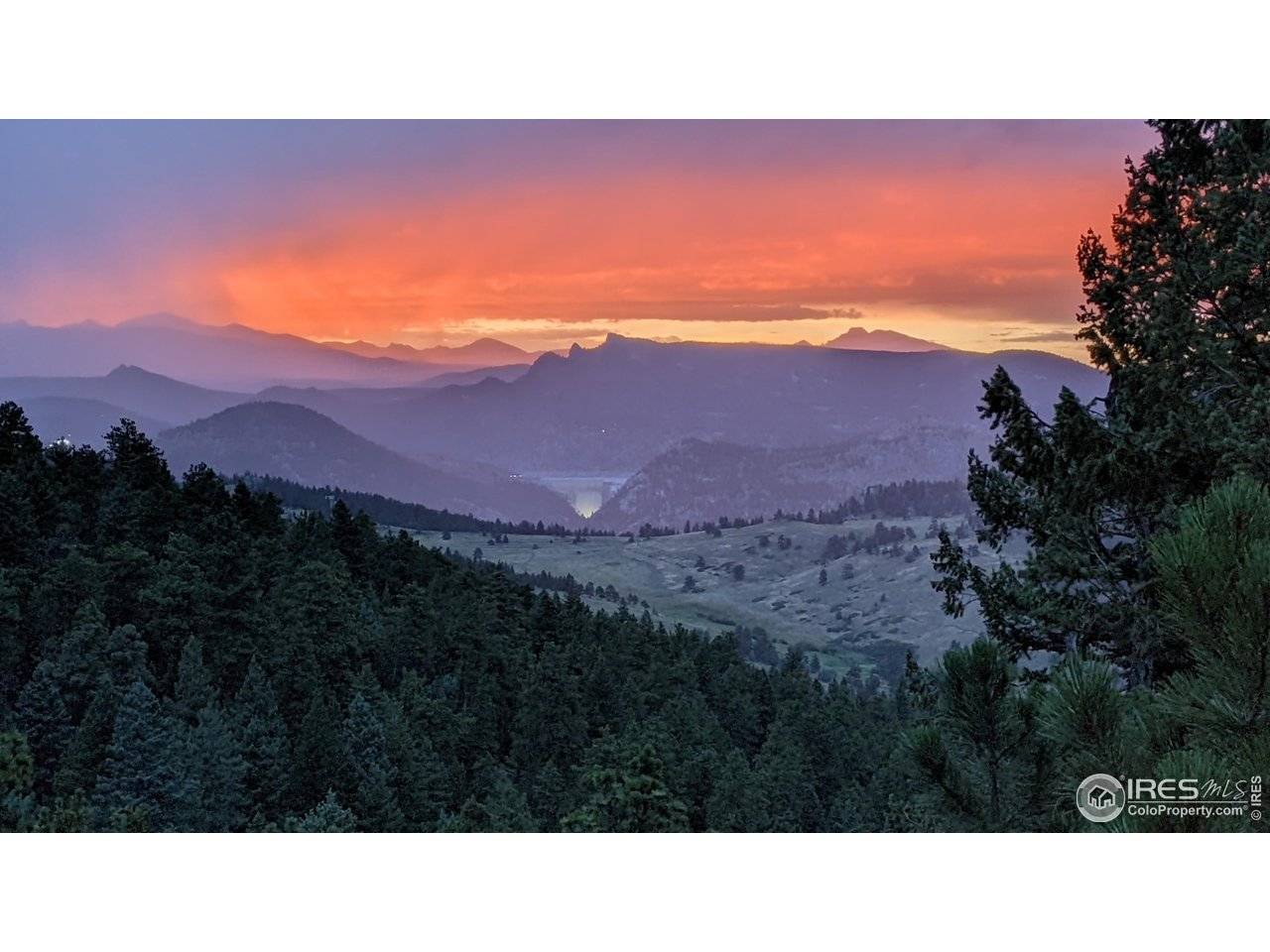 Golden, CO 80403,1312 Chute