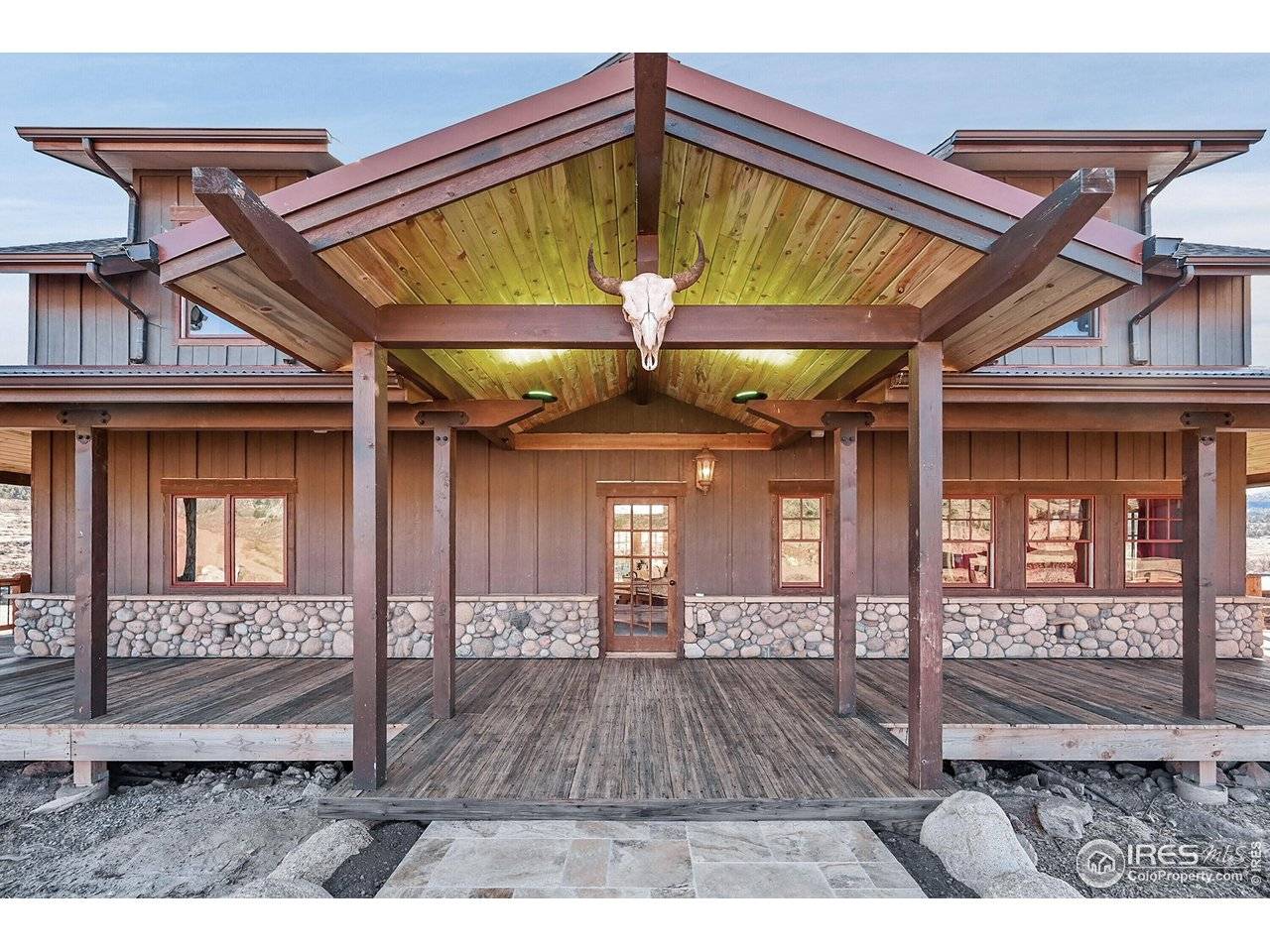 Lyons, CO 80540,702 Ponderosa Hill