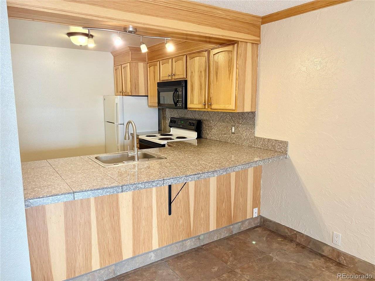 Boulder, CO 80303,805 29th #253