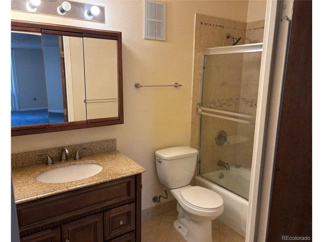 Denver, CO 80202,1625 Larimer #1606