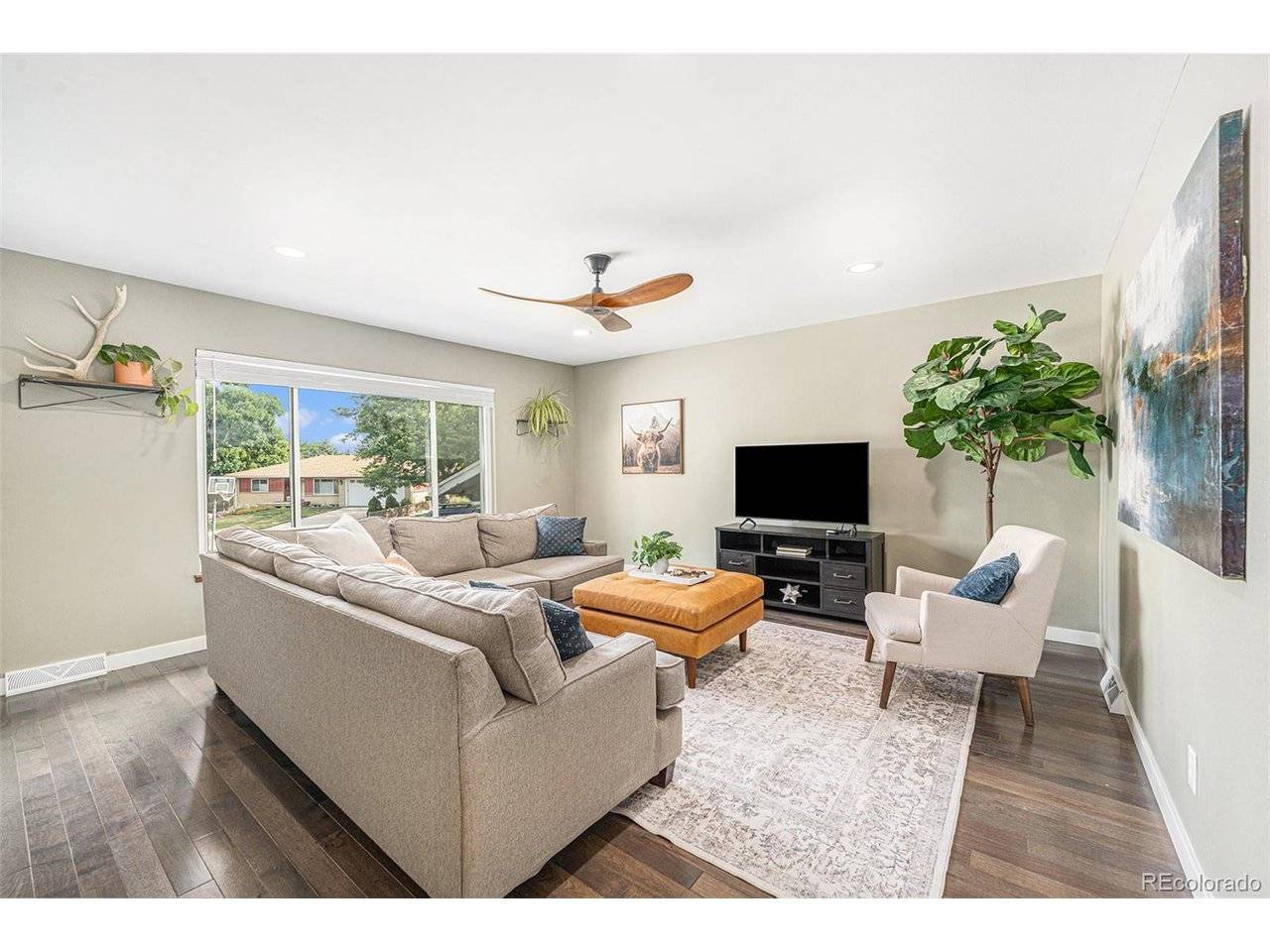 Lakewood, CO 80228,Address not disclosed