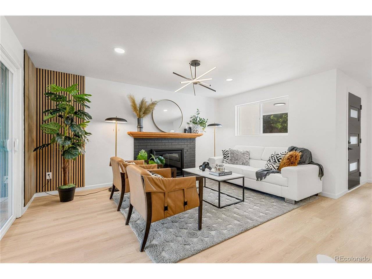 Littleton, CO 80120,5901 S Greenwood