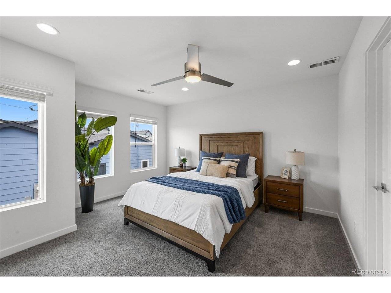 Aurora, CO 80010,1291 N Akron