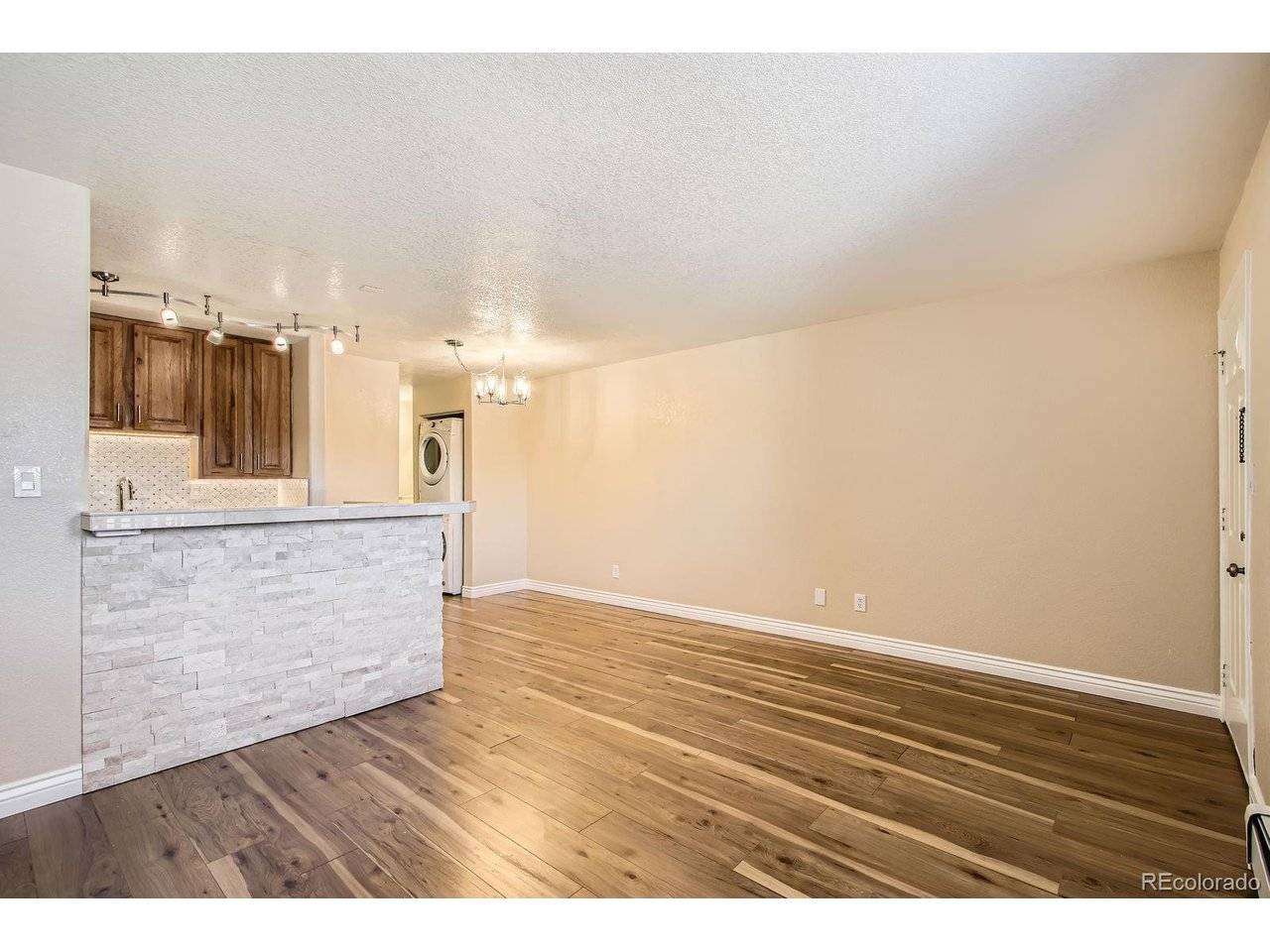 Arvada, CO 80002,5402 Carr #102