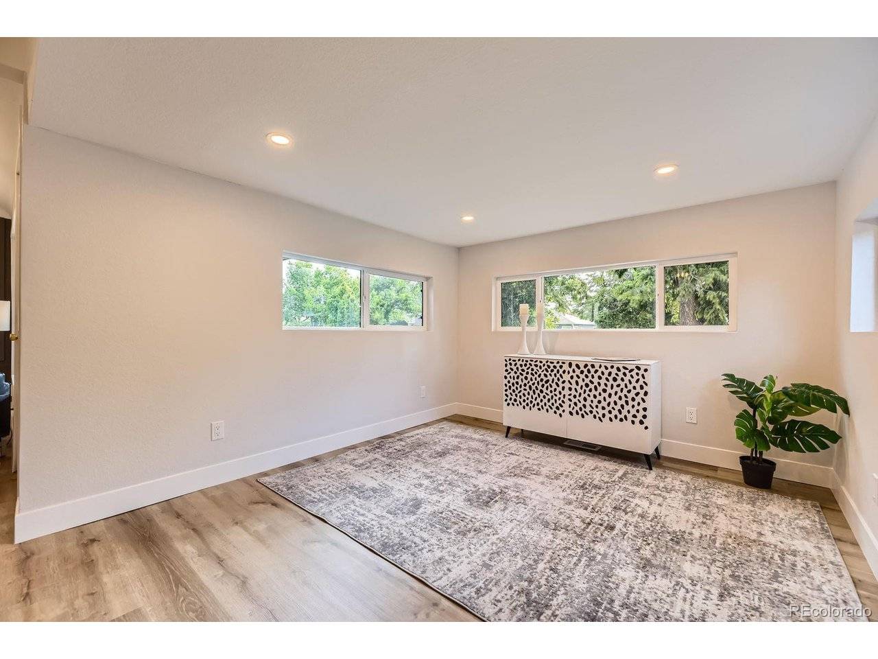 Aurora, CO 80010,1640 Iola