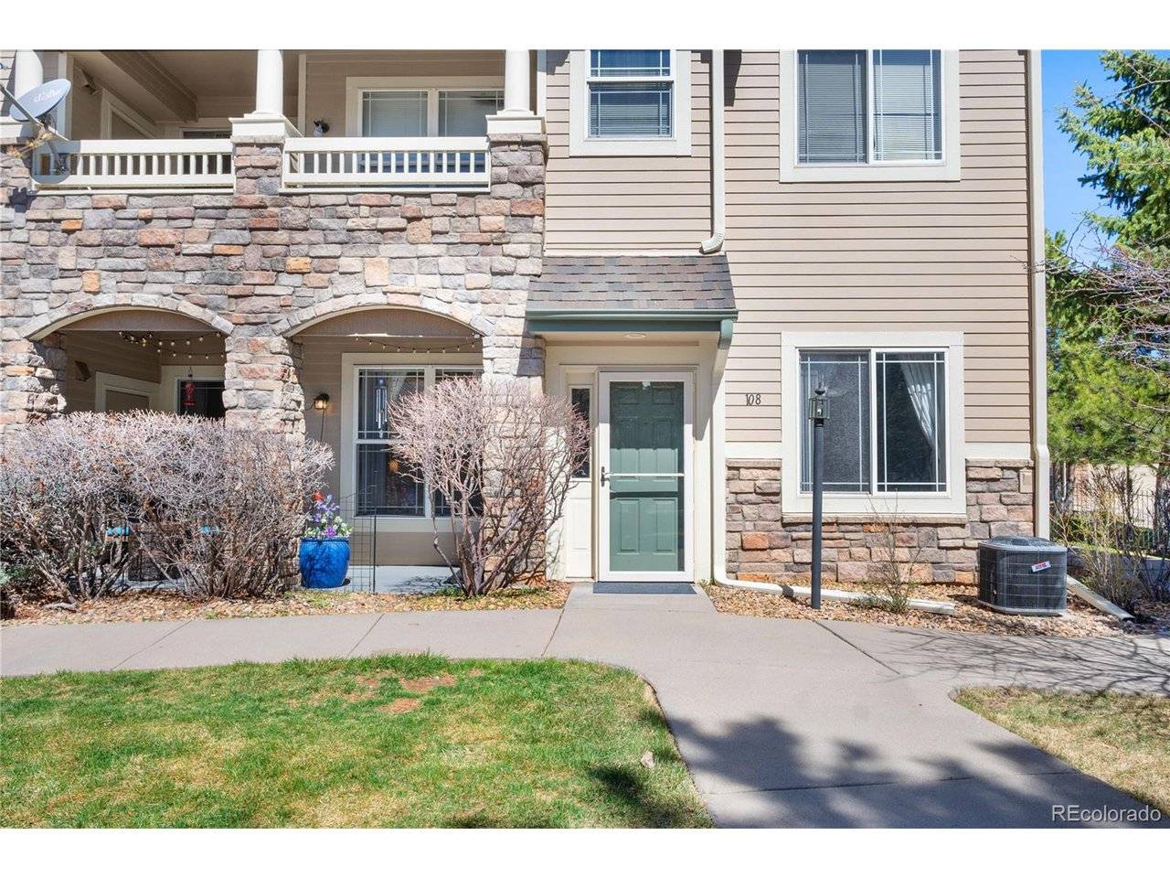 Littleton, CO 80128,9390 W Chatfield #108