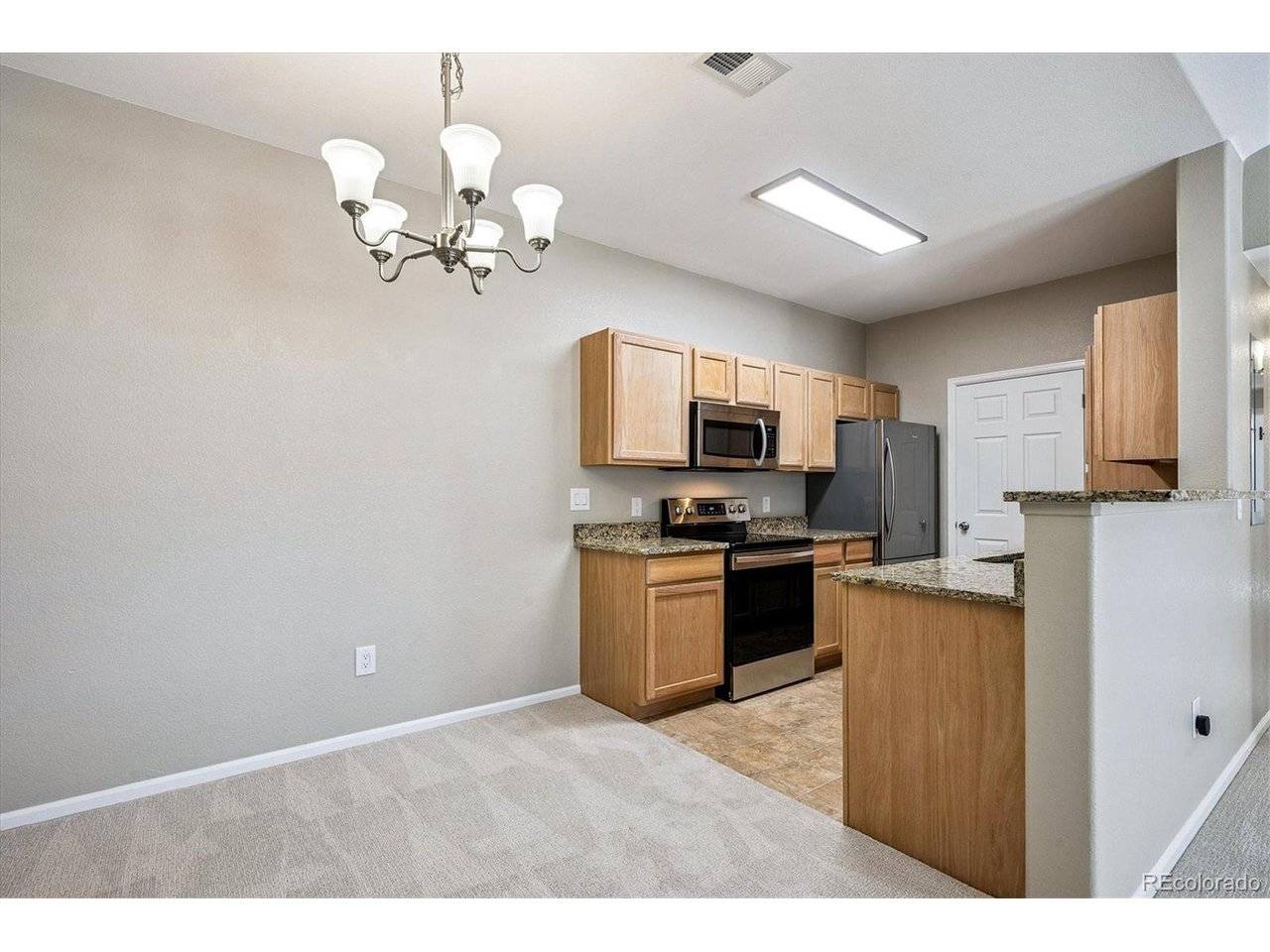 Littleton, CO 80123,8481 W Union #13-202