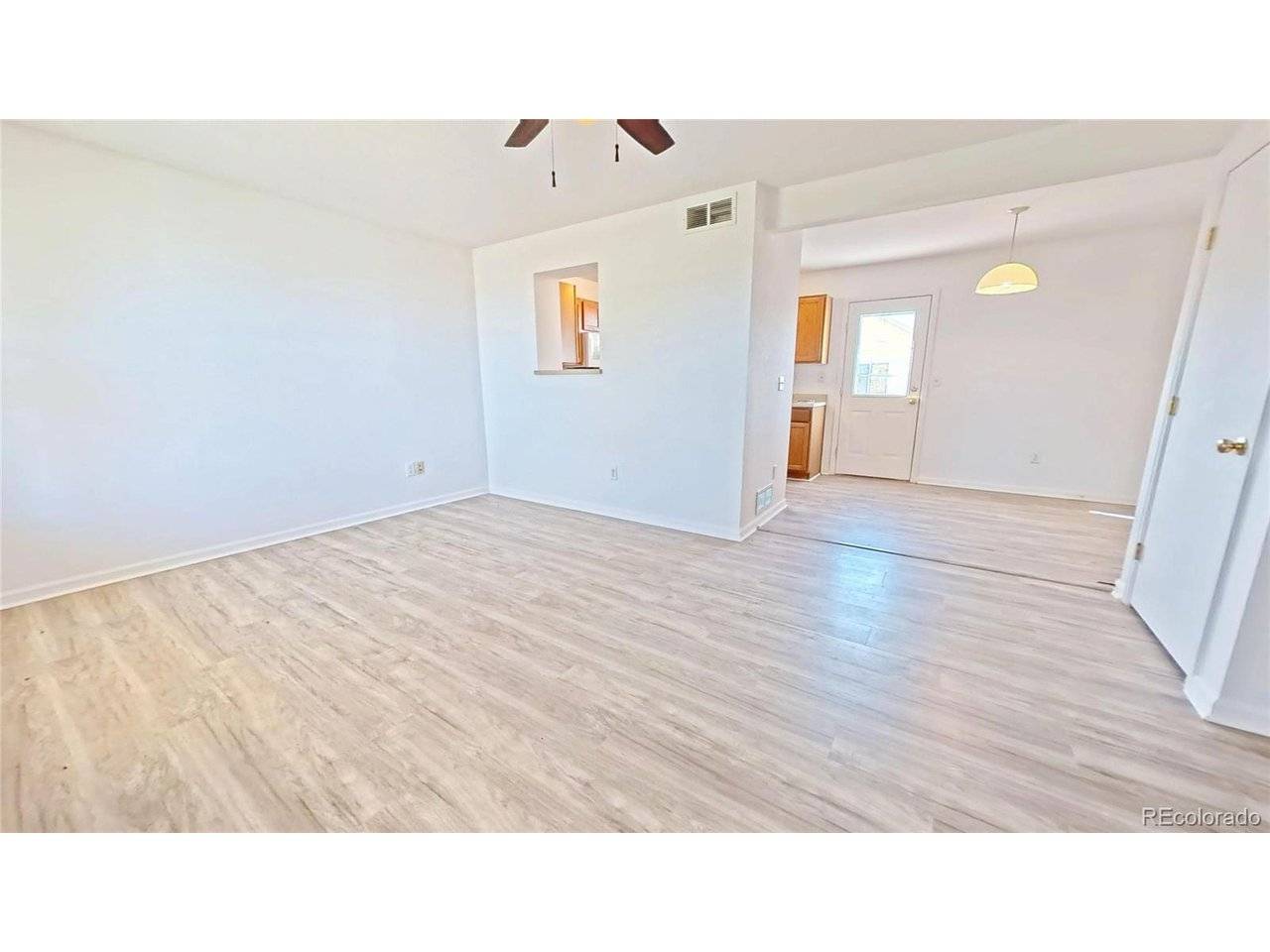 Strasburg, CO 80136,3003 Rose Hill