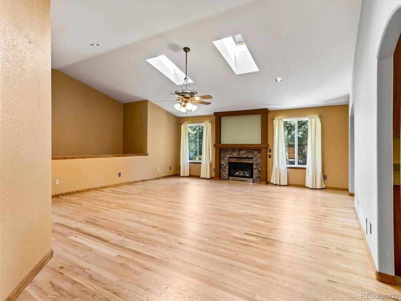 Littleton, CO 80128,8846 S Carr