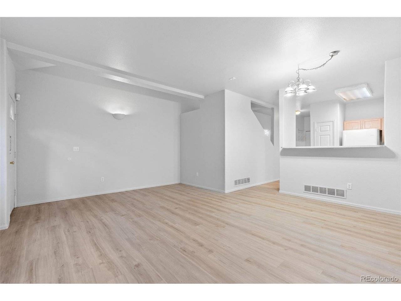 Aurora, CO 80012,12327 E Tennessee #107