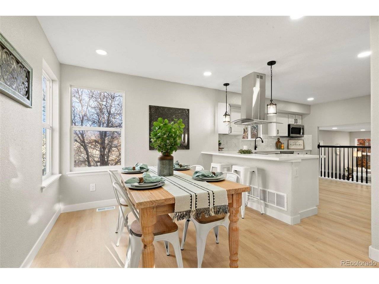 Littleton, CO 80126,9078 White Pelican