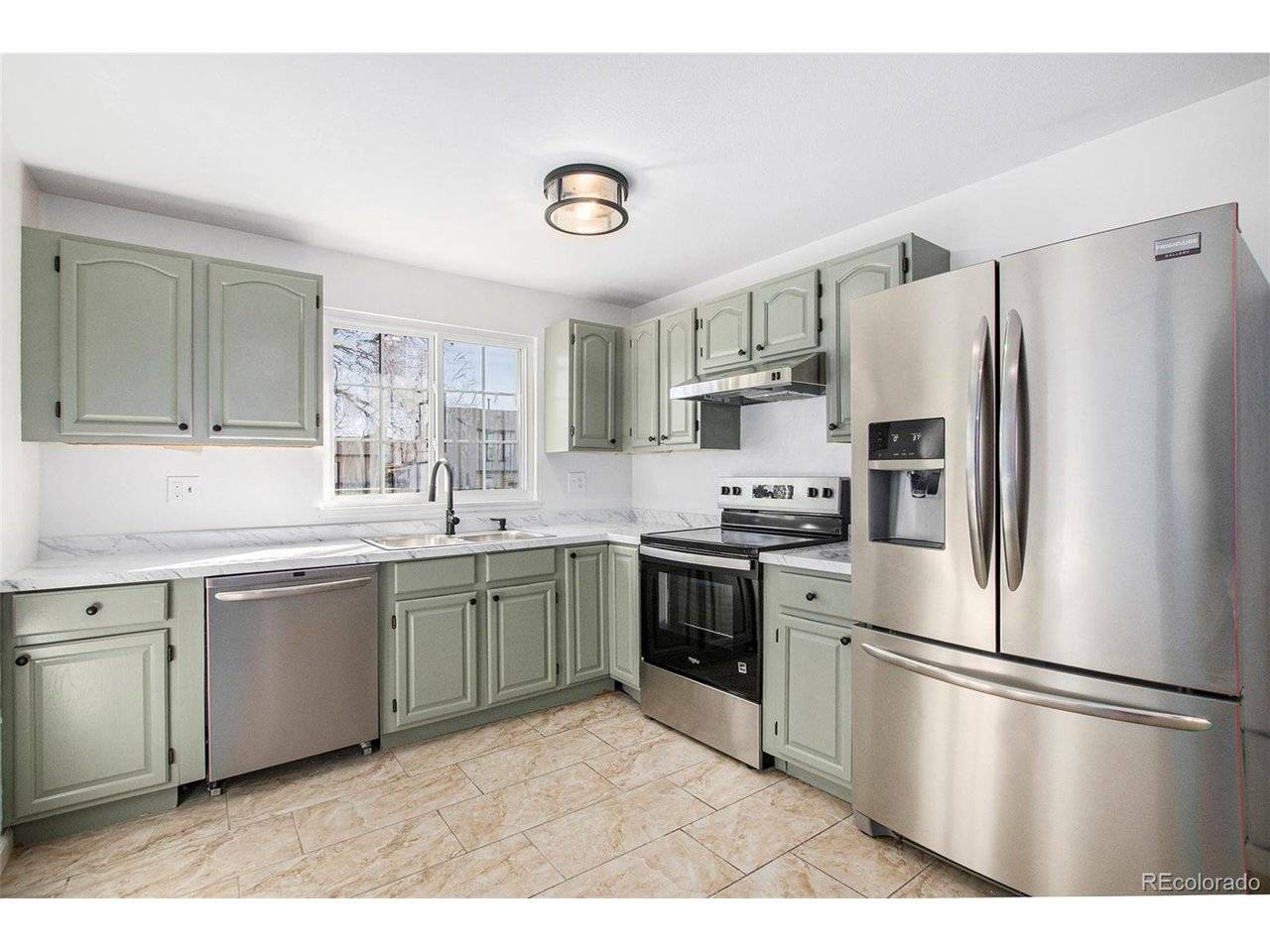 Denver, CO 80239,5211 Dillon