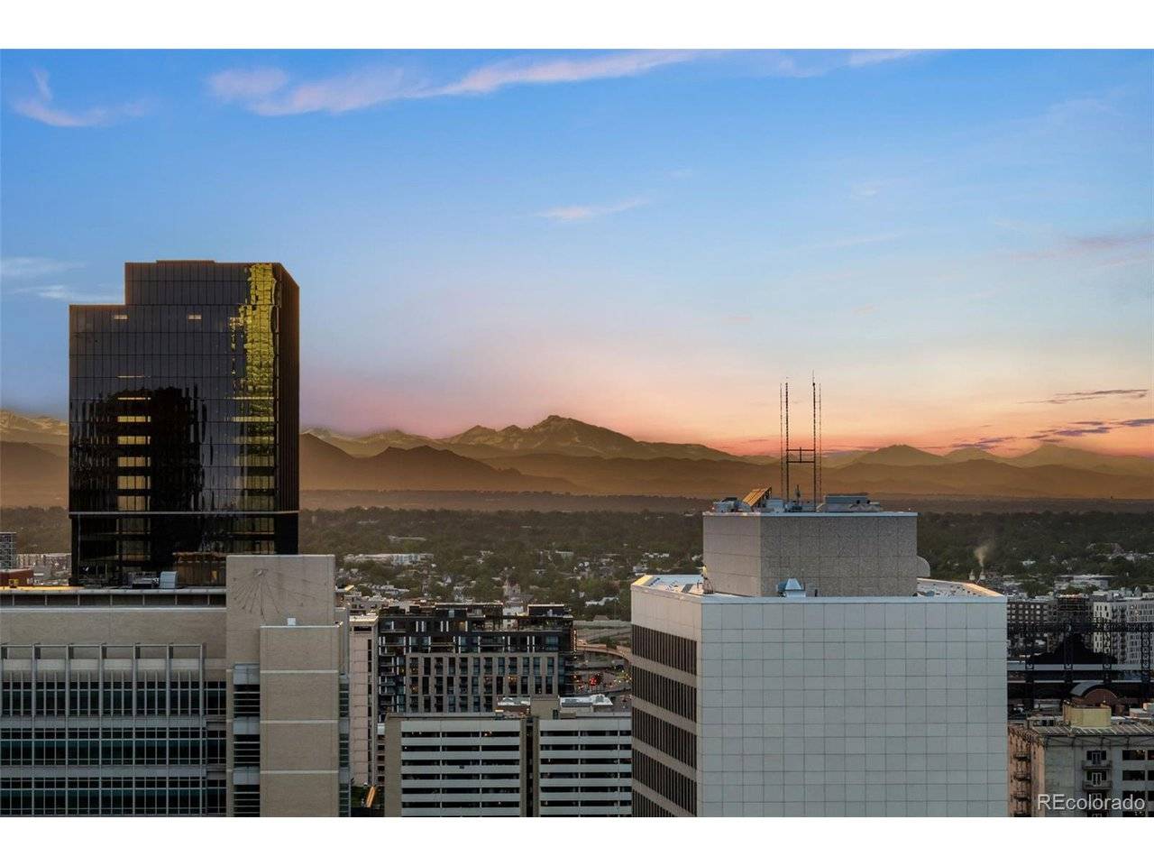 Denver, CO 80202,2001 Lincoln #2412