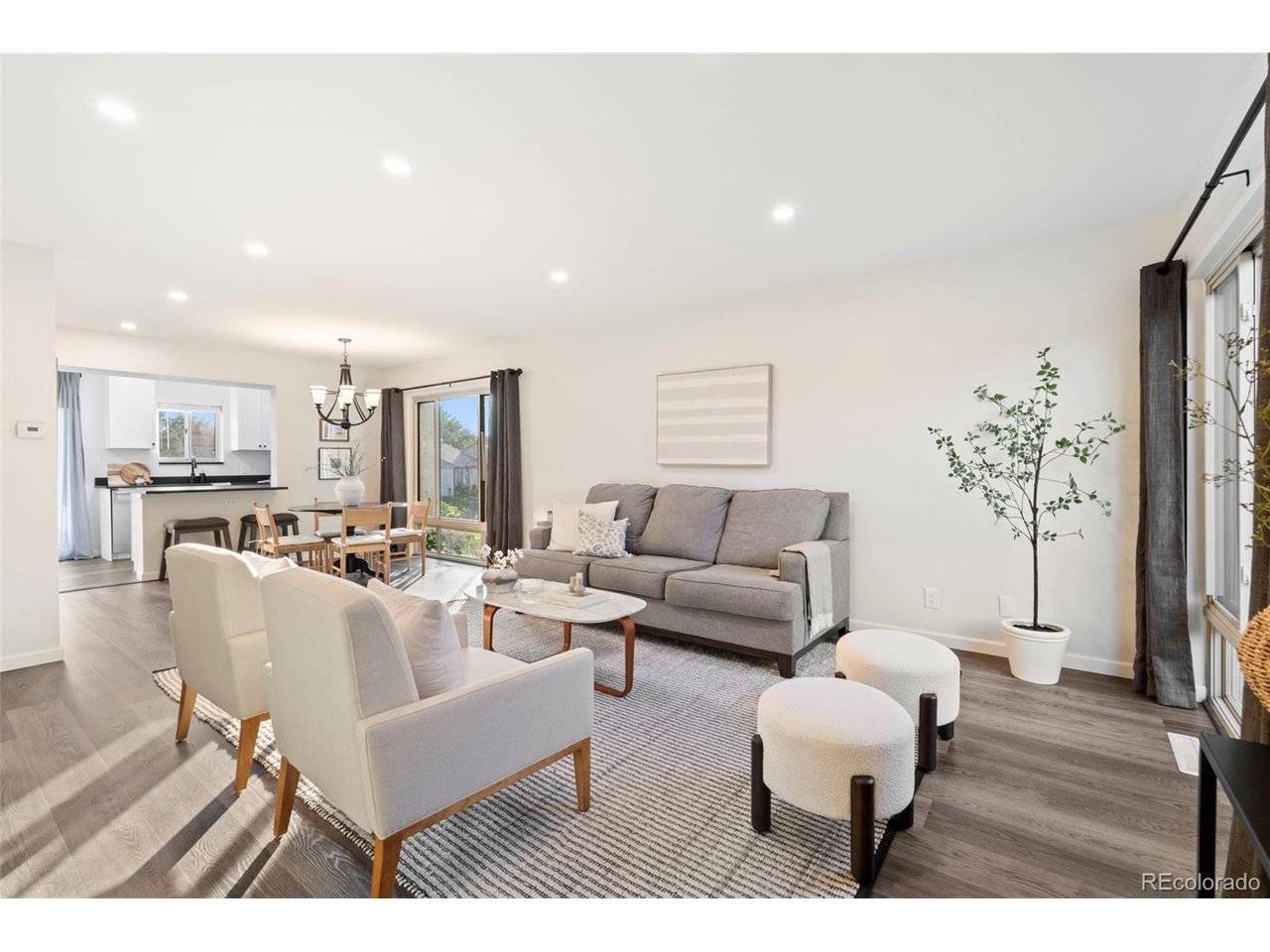 Littleton, CO 80123,4416 W Pondview