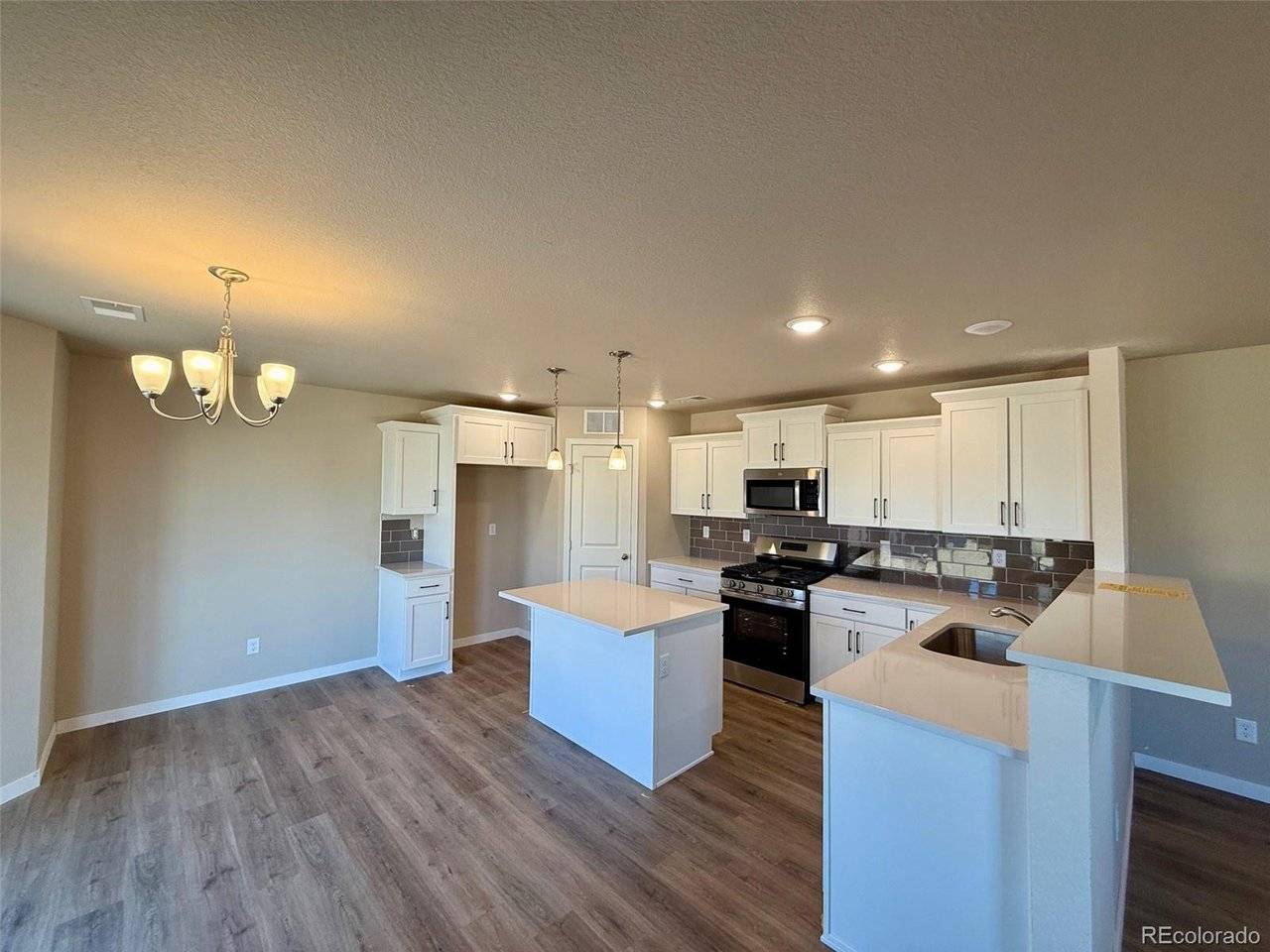 Watkins, CO 80137,28329 E 7th