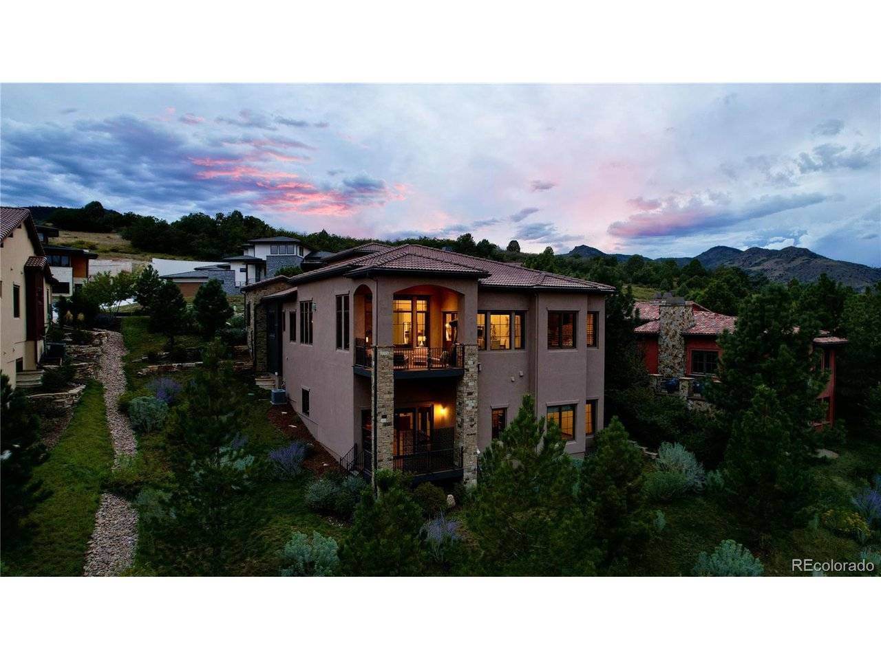 Littleton, CO 80125,8122 Raphael