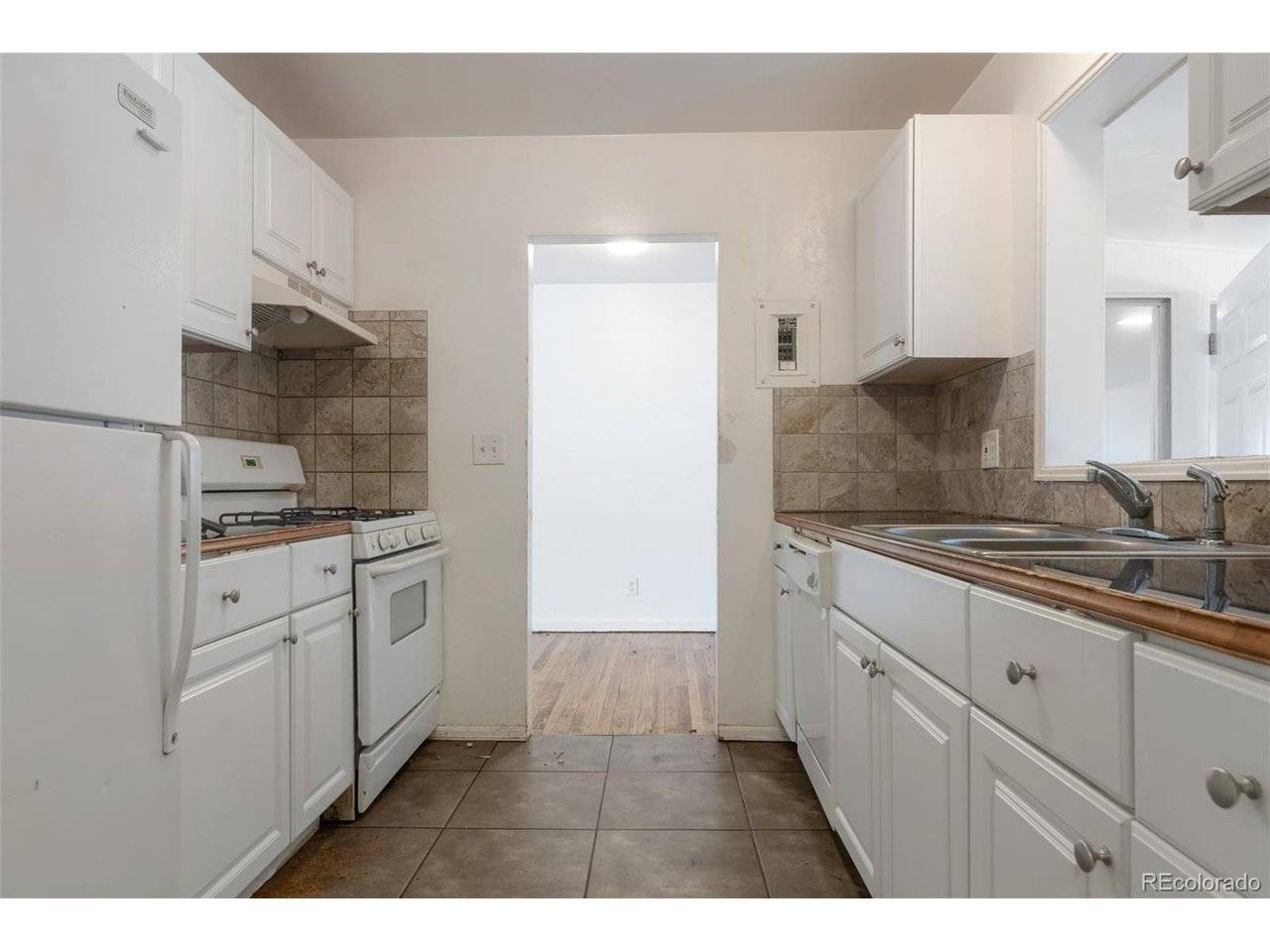 Aurora, CO 80010,1645 Iola