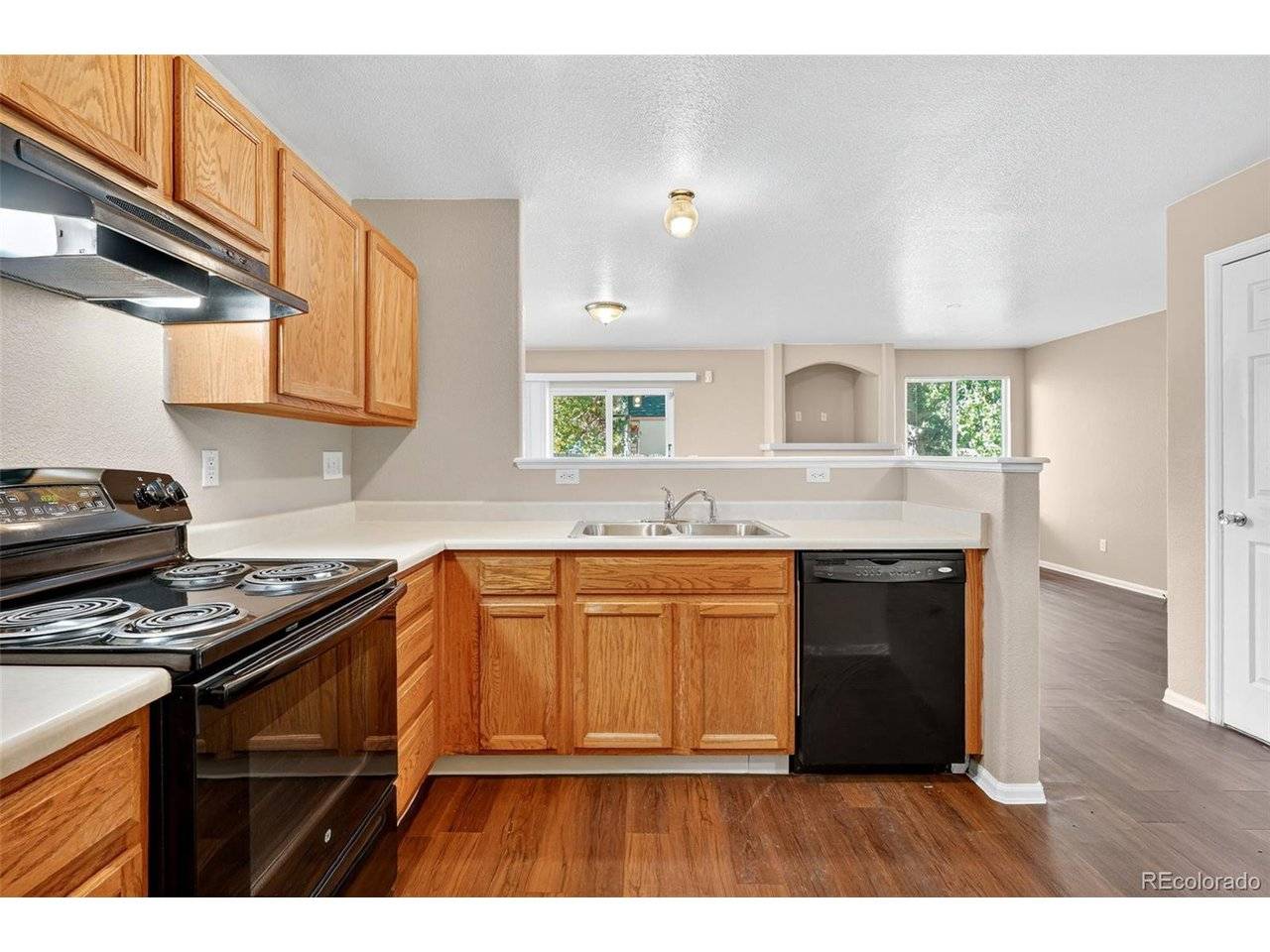 Denver, CO 80239,14330 E Elk