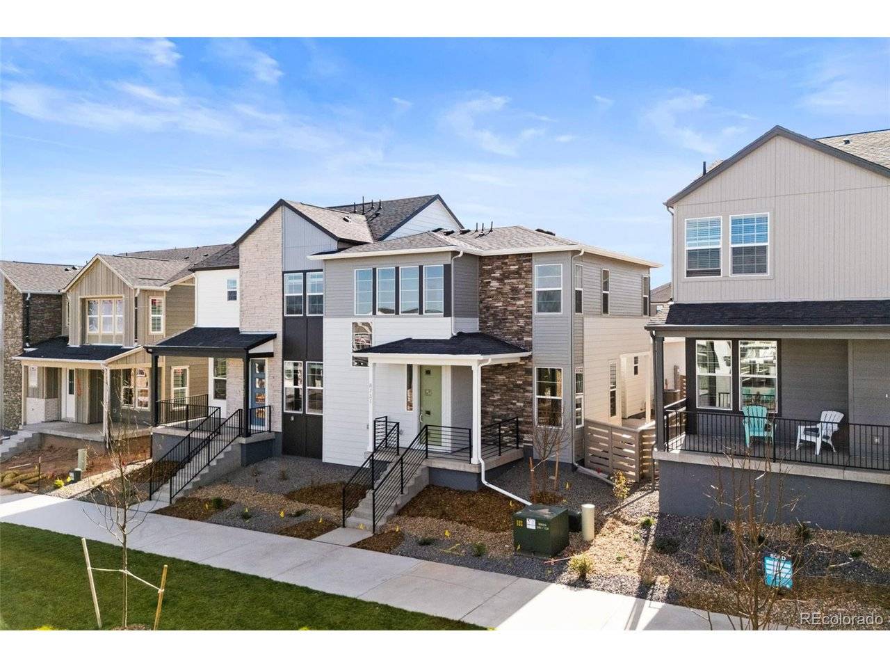 Littleton, CO 80125,8731 Whiteclover