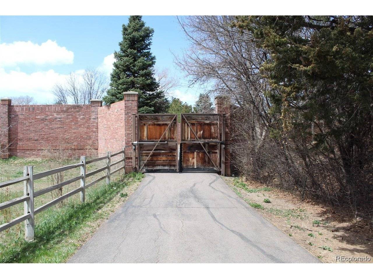 Greenwood Village, CO 80121,5260 S University