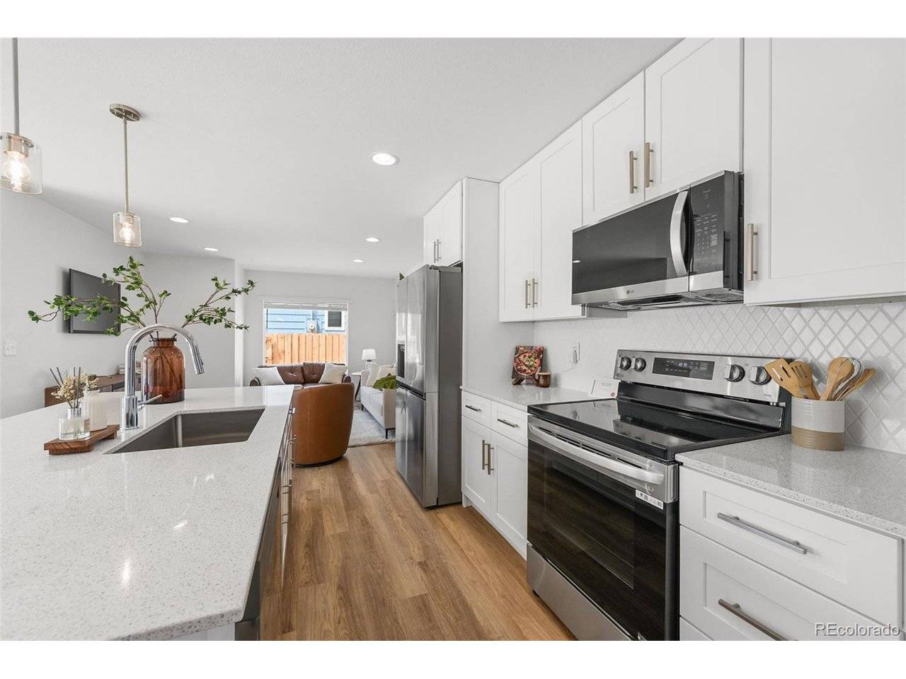 Aurora, CO 80010,1281 N Akron