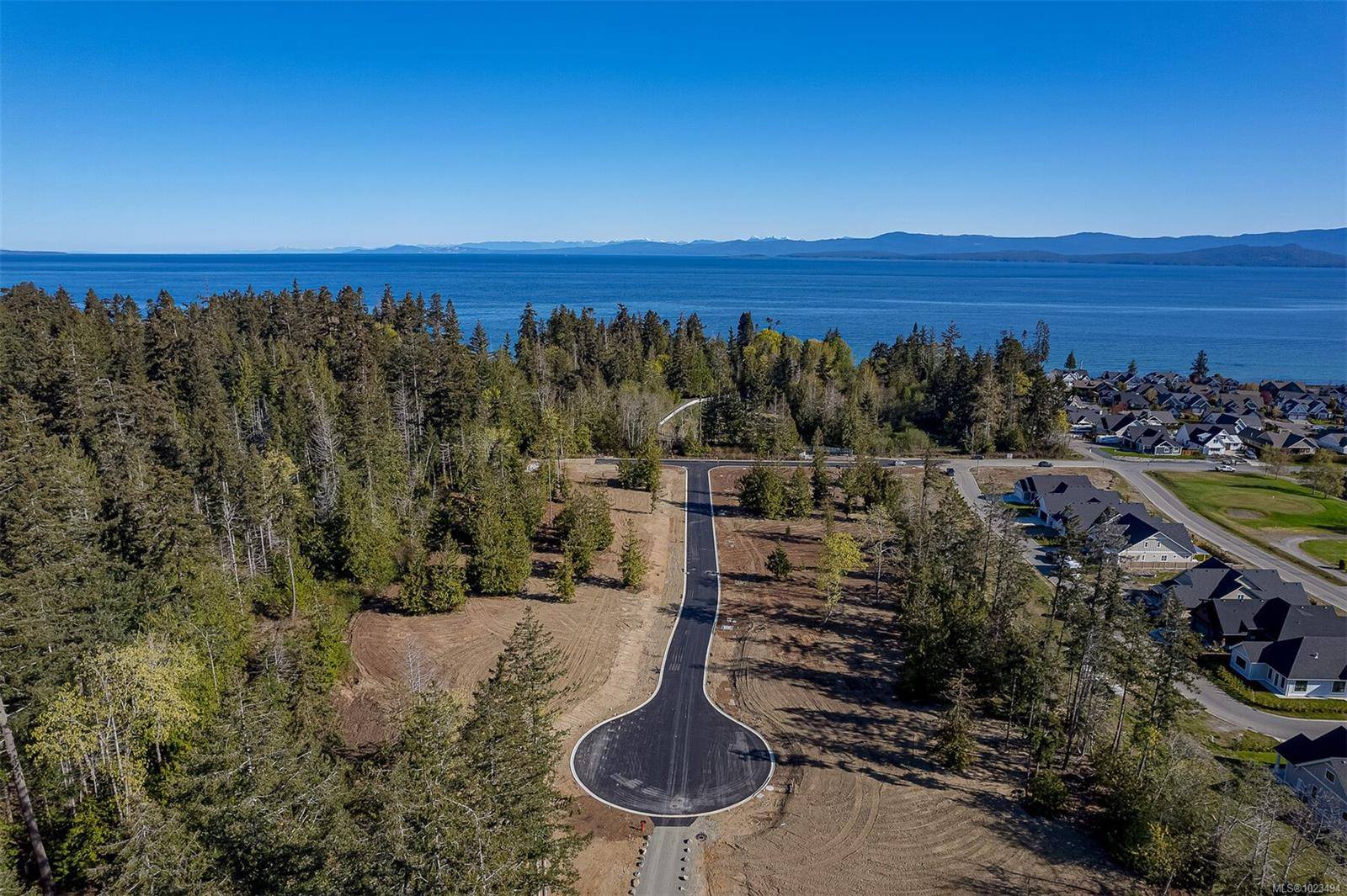 Qualicum Beach, BC V9K 1G1,437 (lot12) Camassia Close