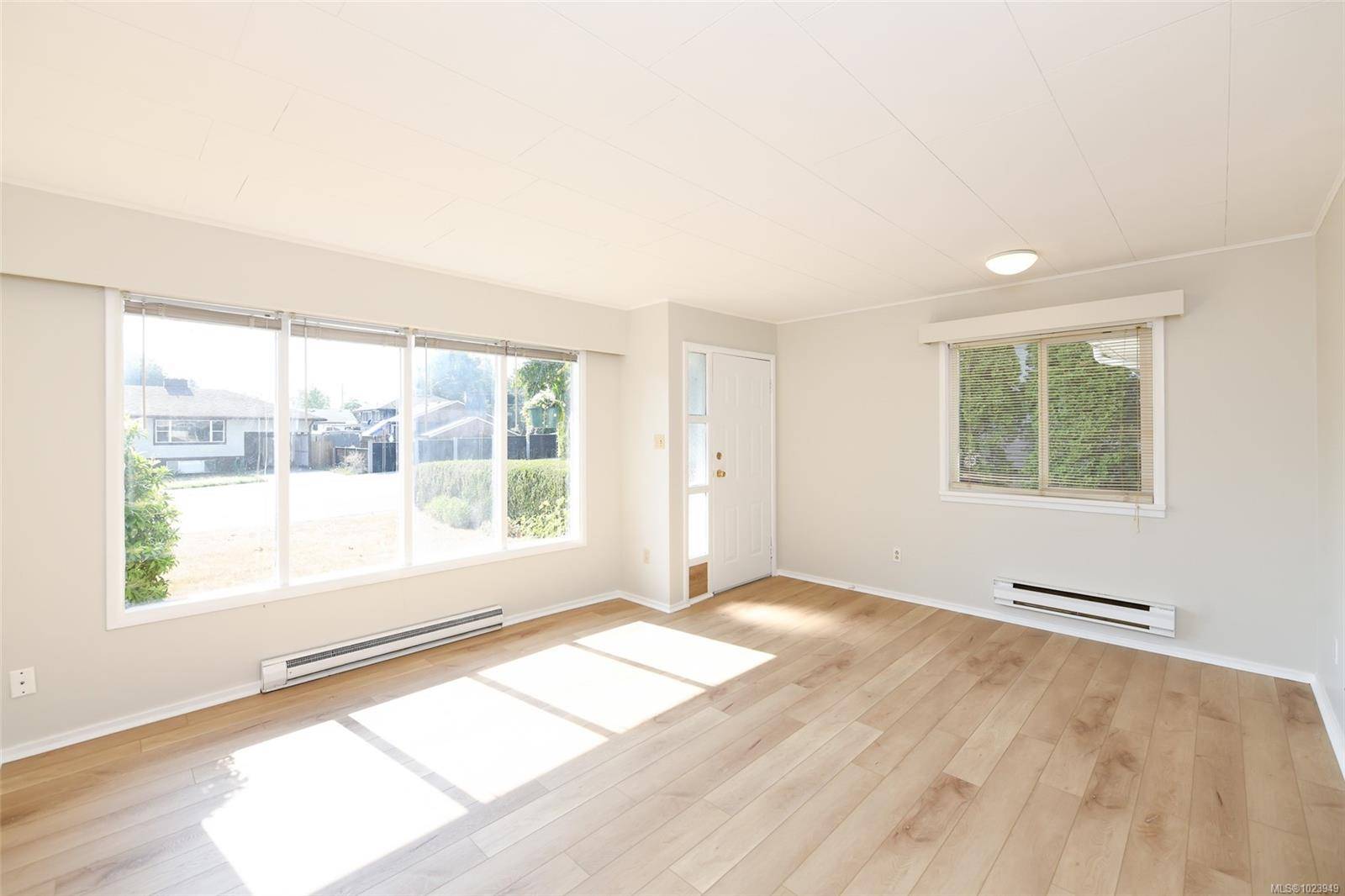 Courtenay, BC V9N 1Y9,577 17th St