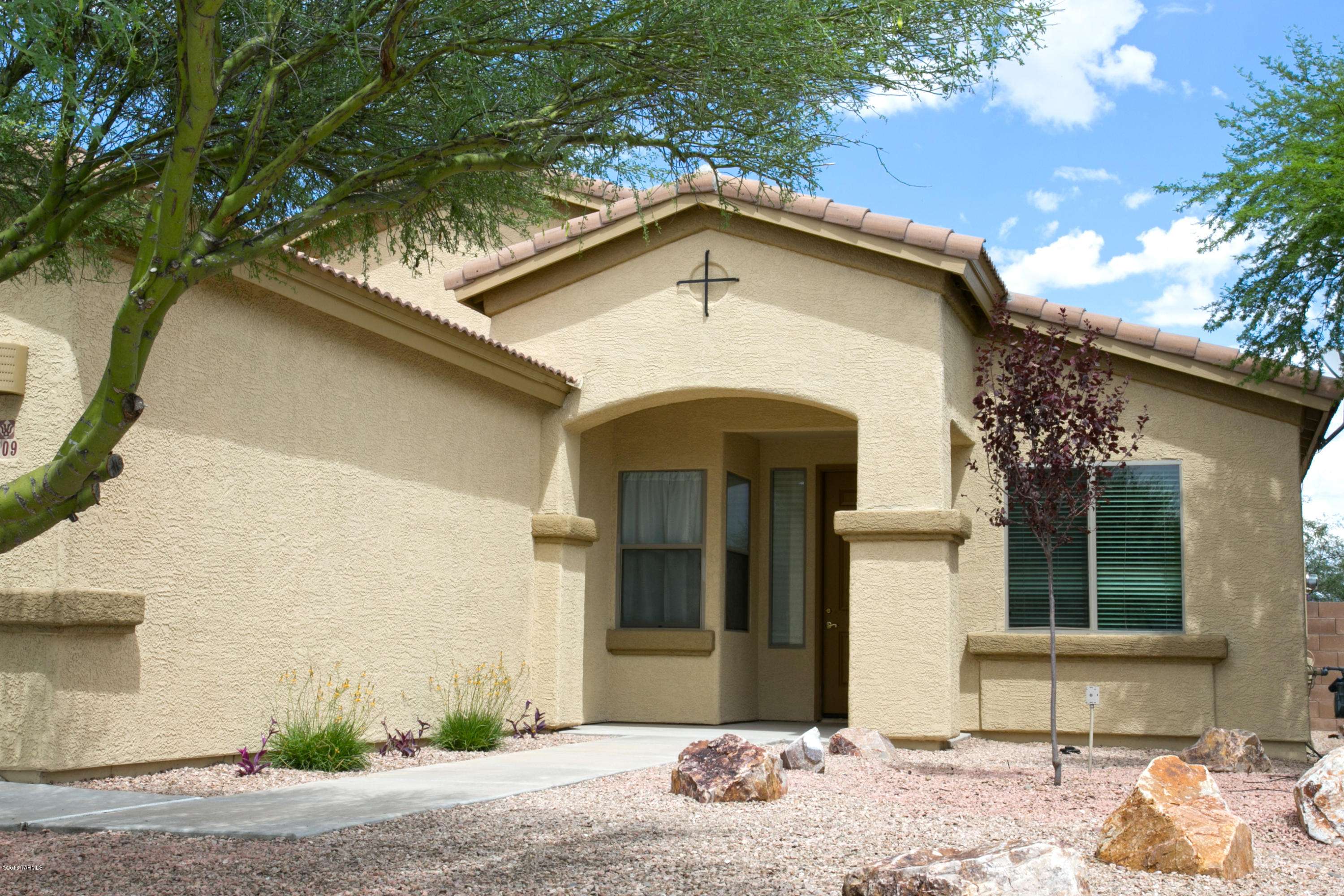 Vail, AZ 85641,709 E Blue Rock Way