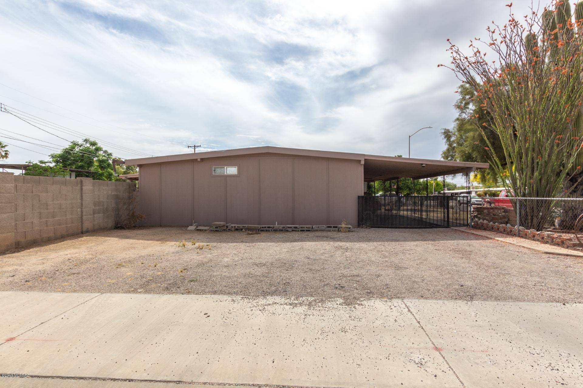 Tucson, AZ 85711,5234 E 23rd Street