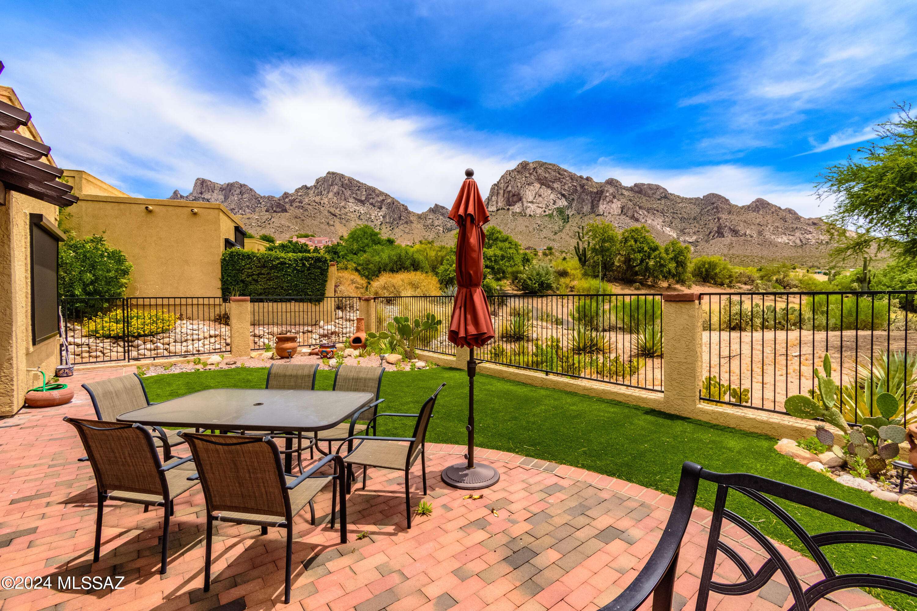 Oro Valley, AZ 85704,1184 Cam Diestro