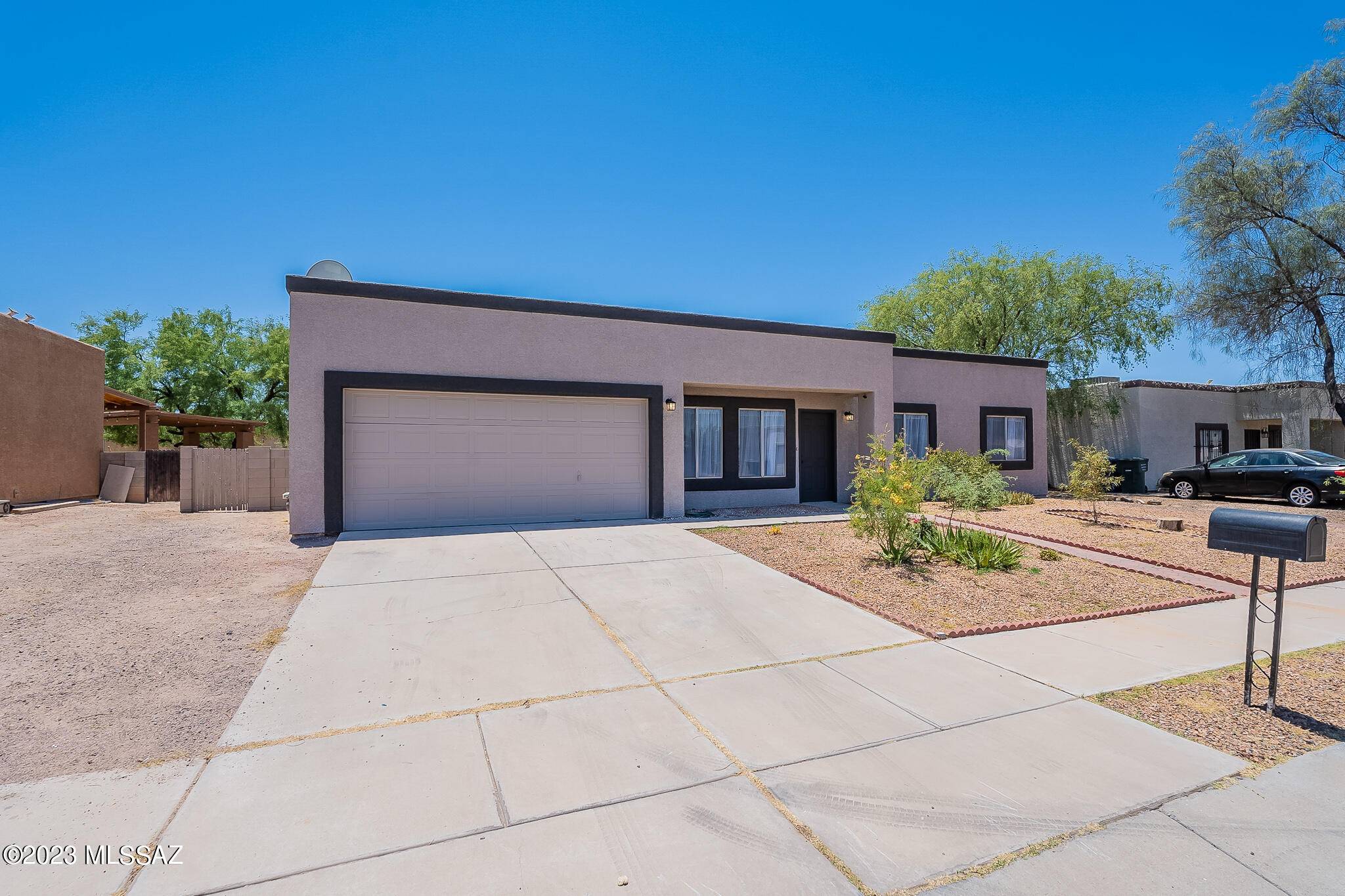 Tucson, AZ 85706,217 W Calle Primer Hogar