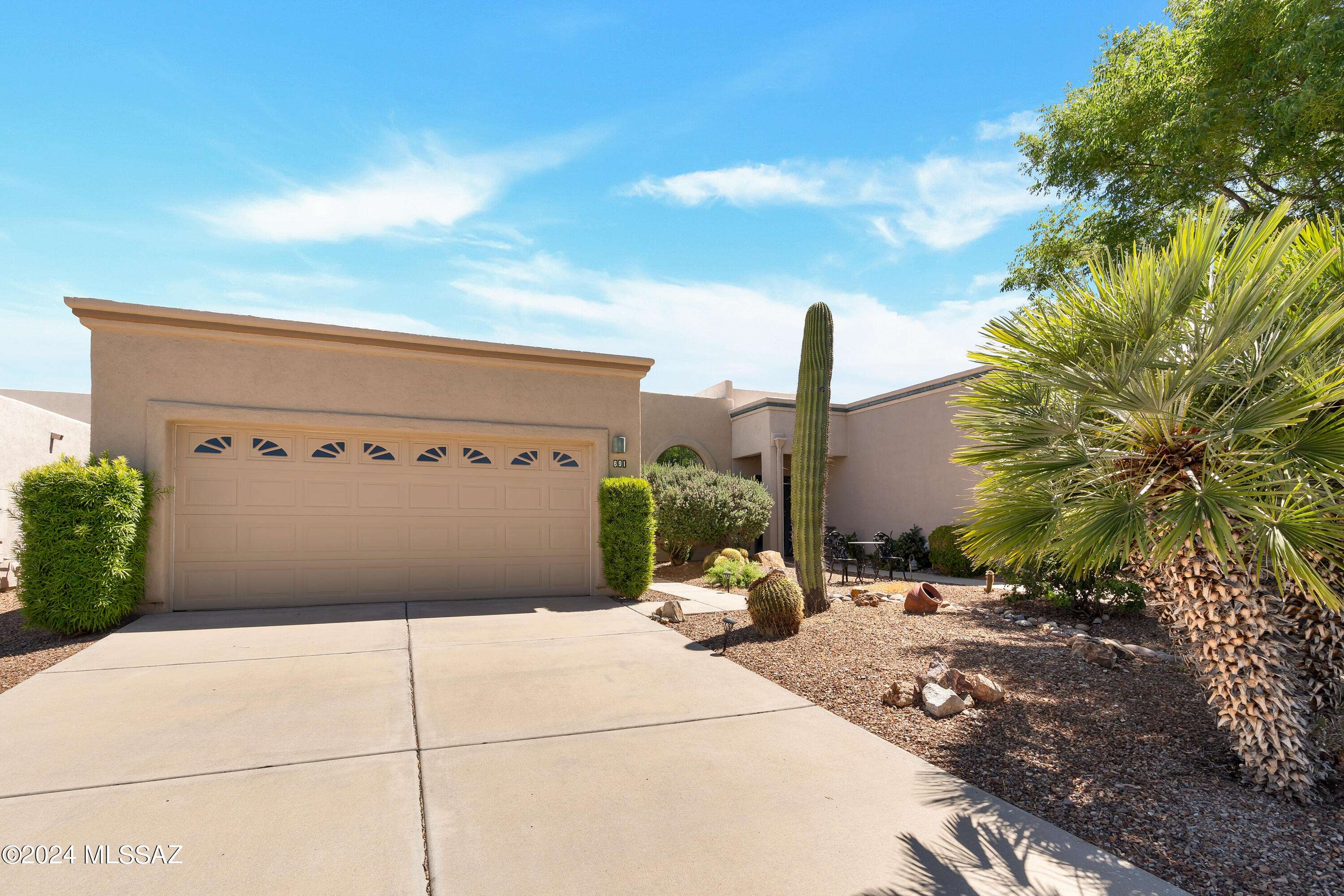 Green Valley, AZ 85614,691 W Waterview Drive